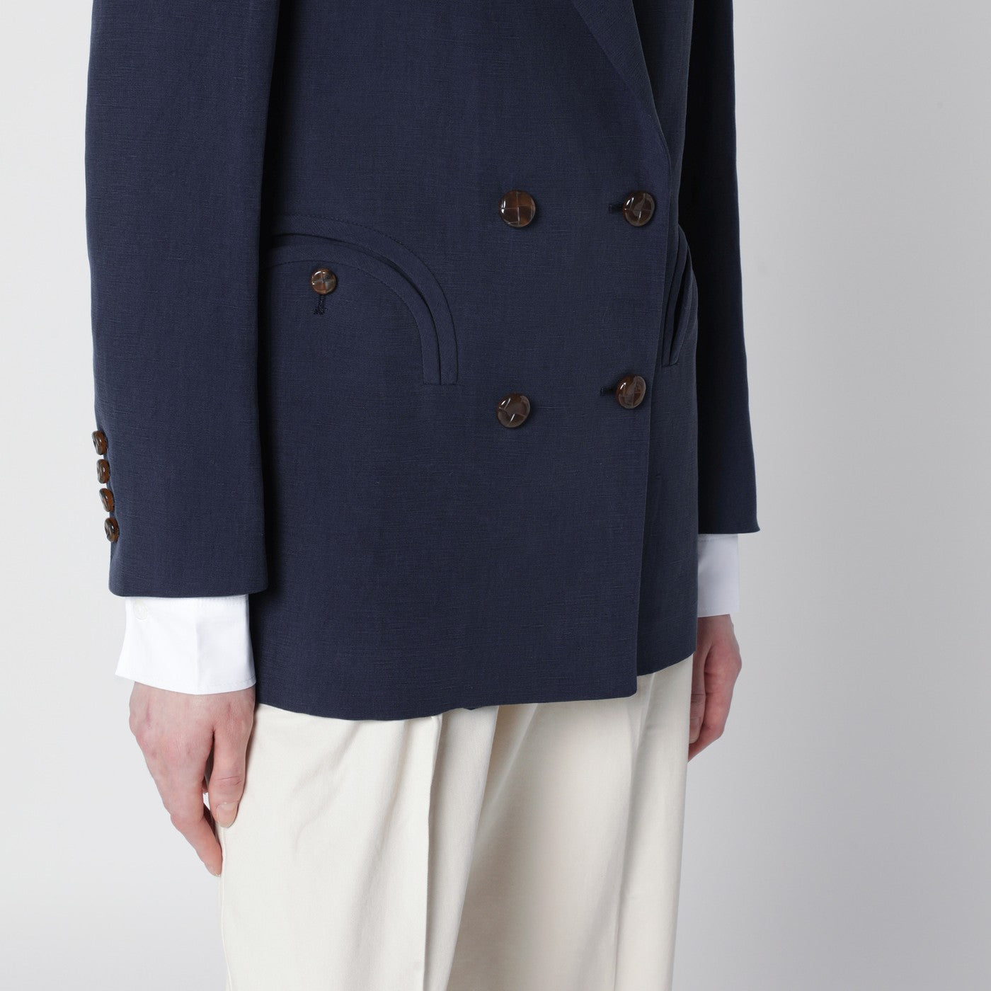 Navy blue double-breasted jacket in linen and silk