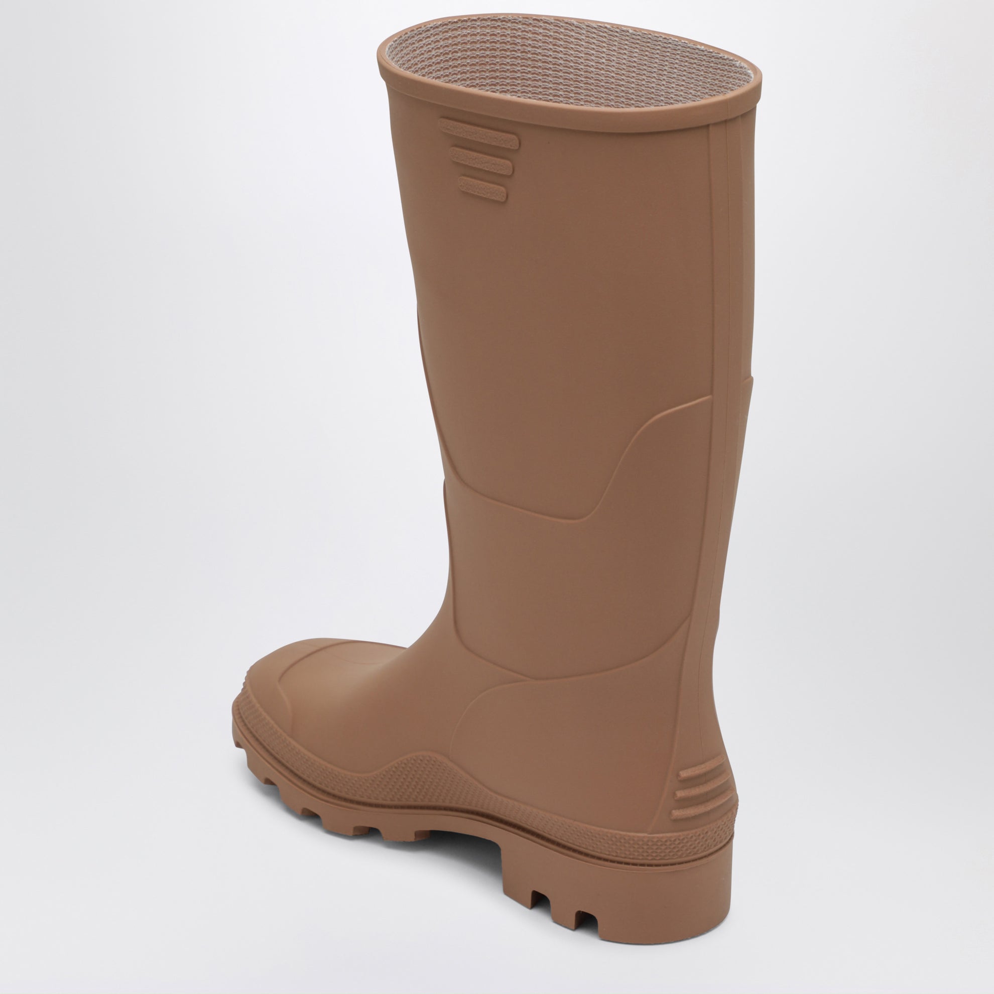 Rain boots in waterproof rubber