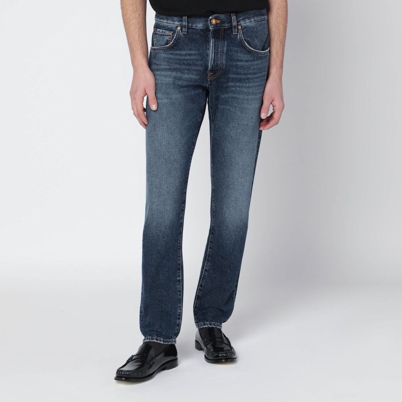Blue washed jeans