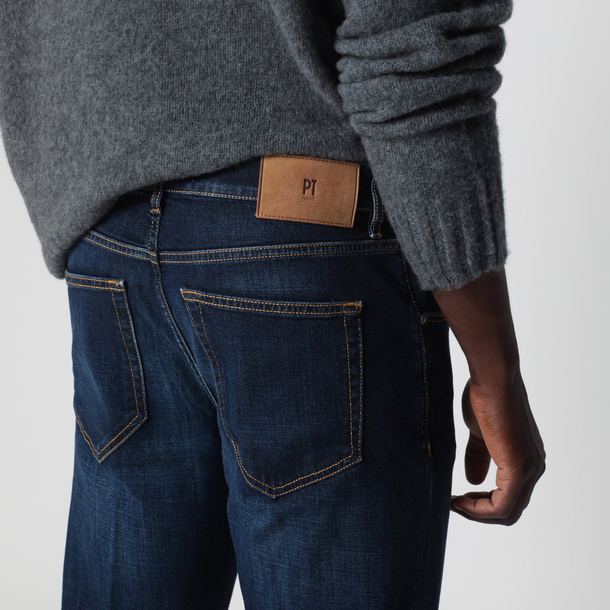 Dark blue washed jeans