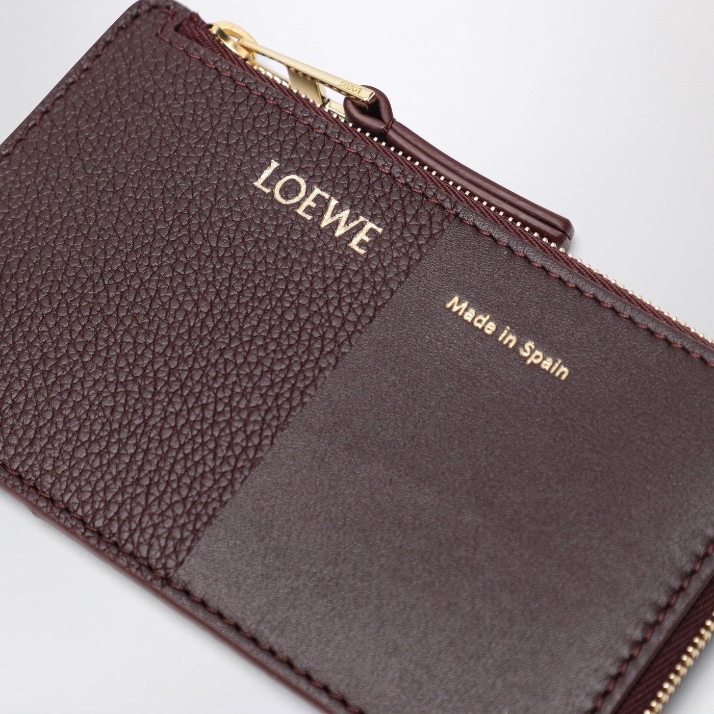 Card holder with coin pocket in Dark Burgundy