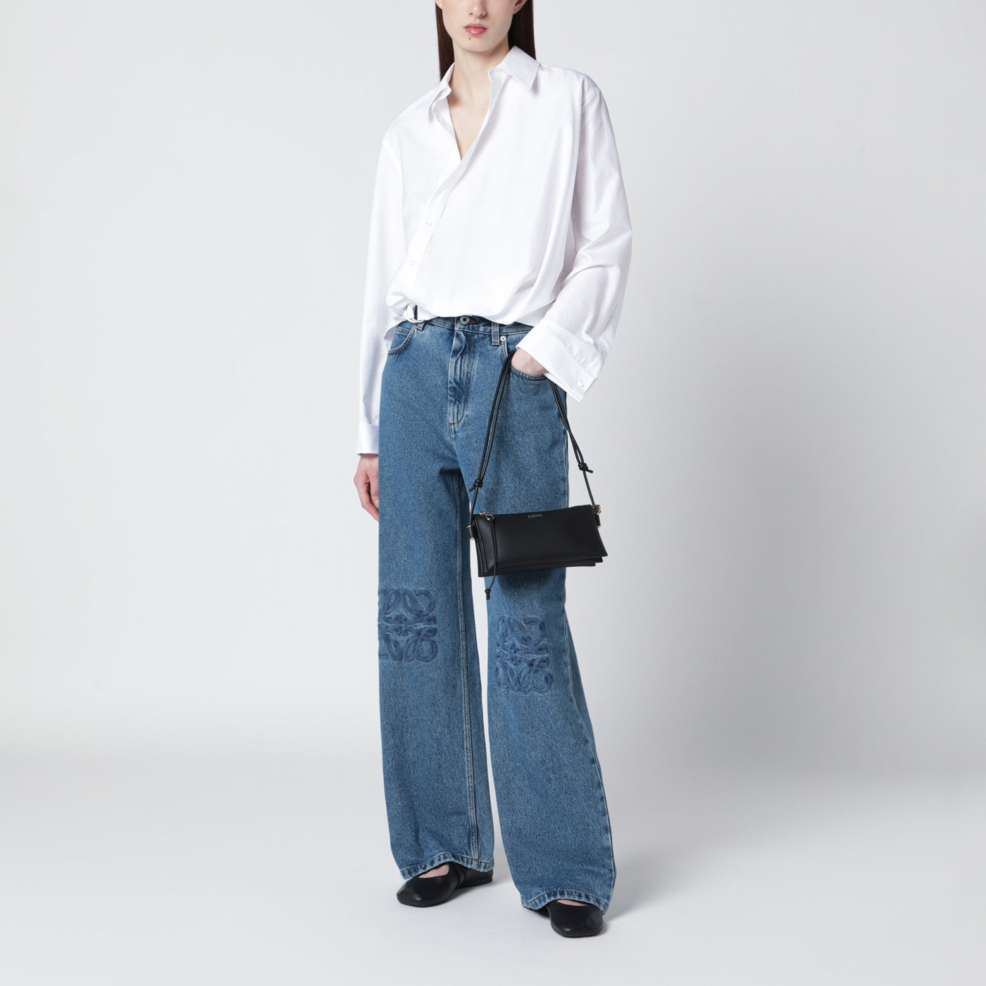 希少 LOEWE レザーポケットデニム BLACK Loewe Joya pouch in black calf nappa leather | TheDoubleF