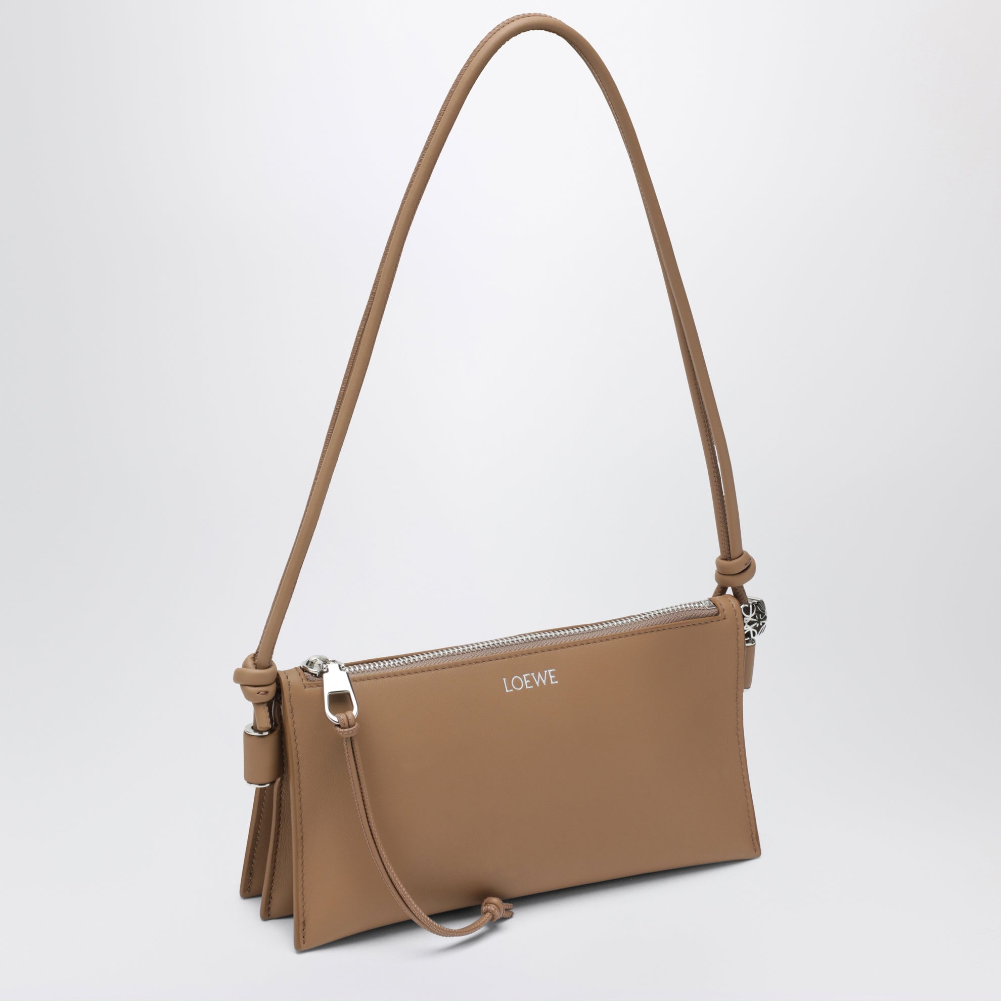 Pochette Joya in nappa di vitello