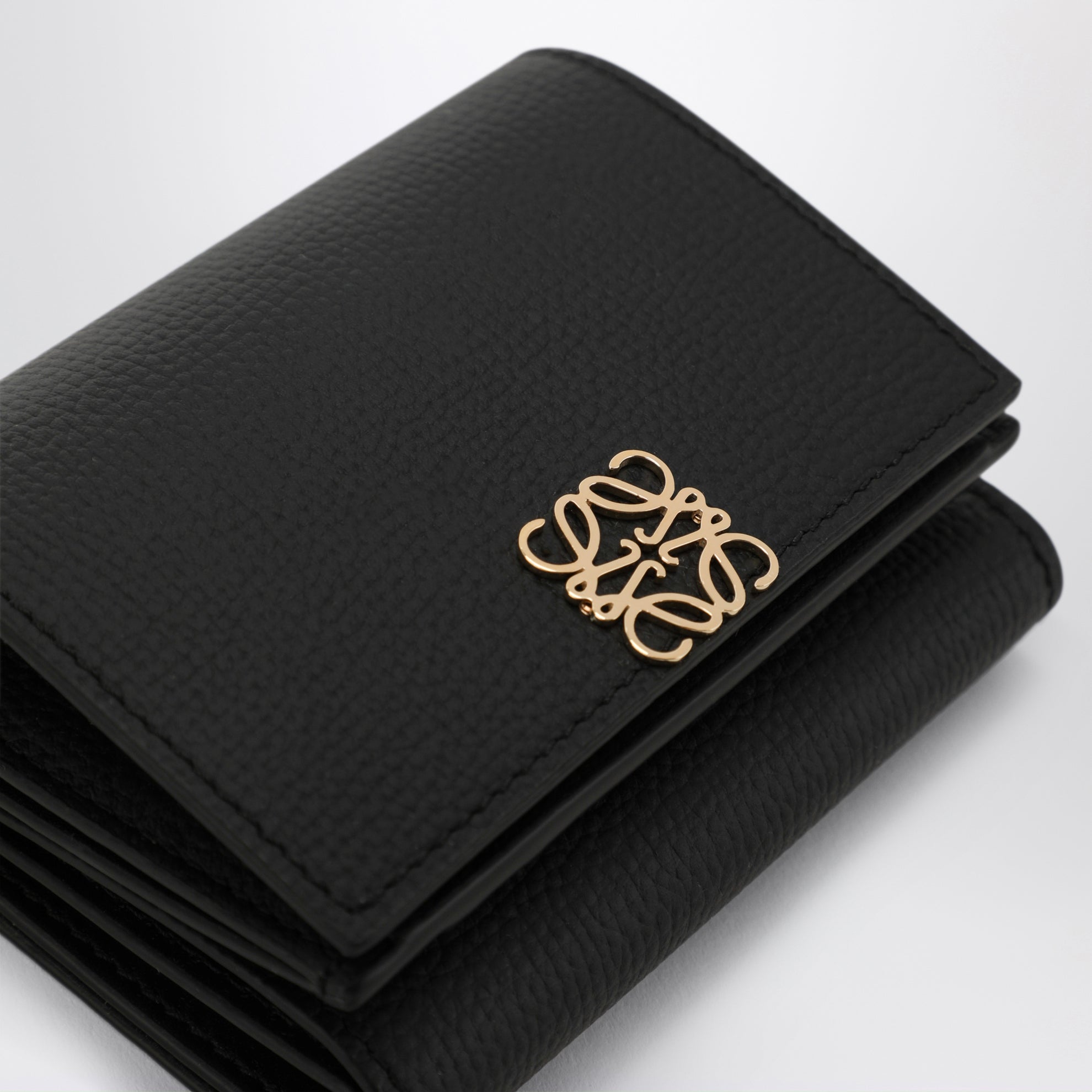 Portefeuille trifold Anagram noir en cuir