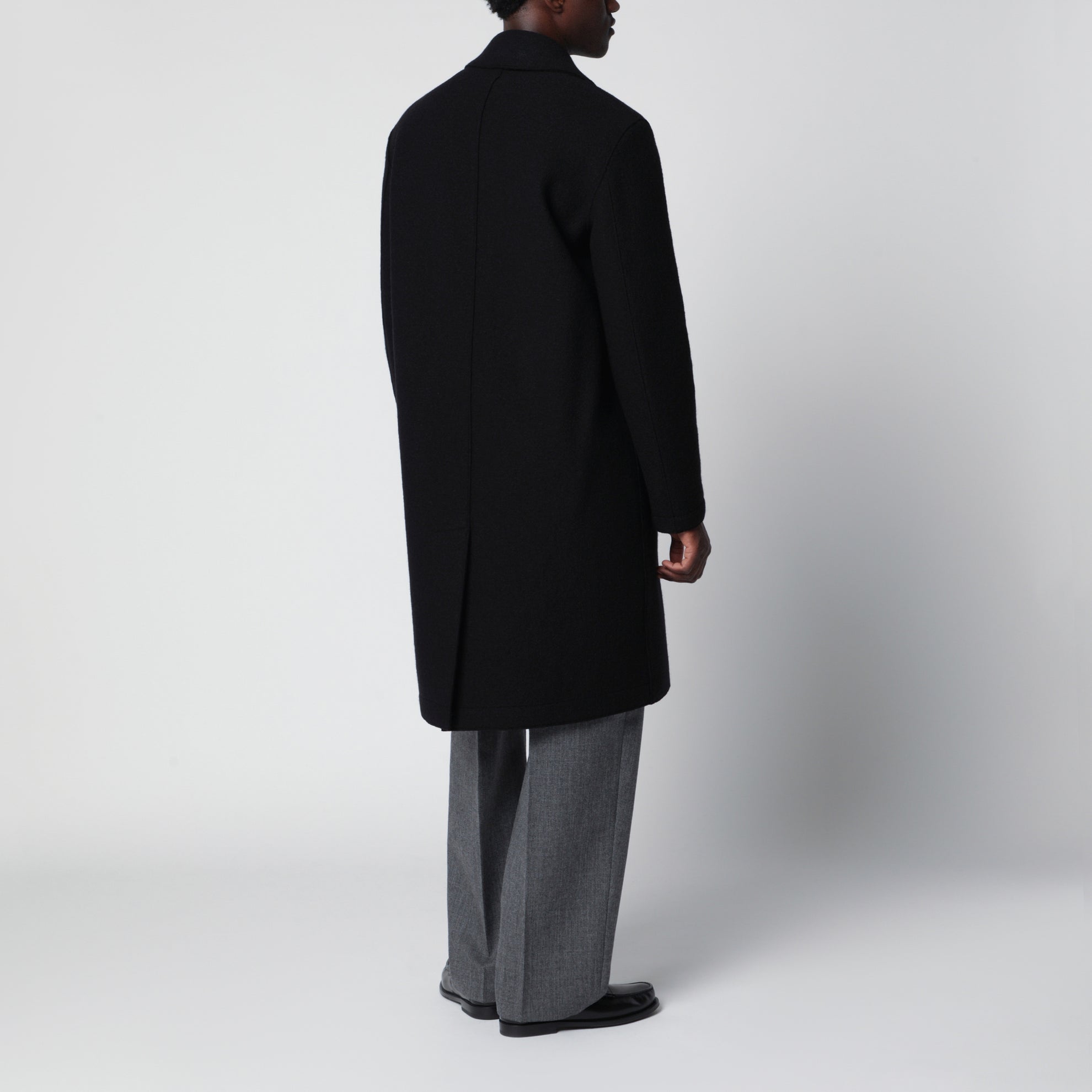 Cappotto doppiopetto nero in lana