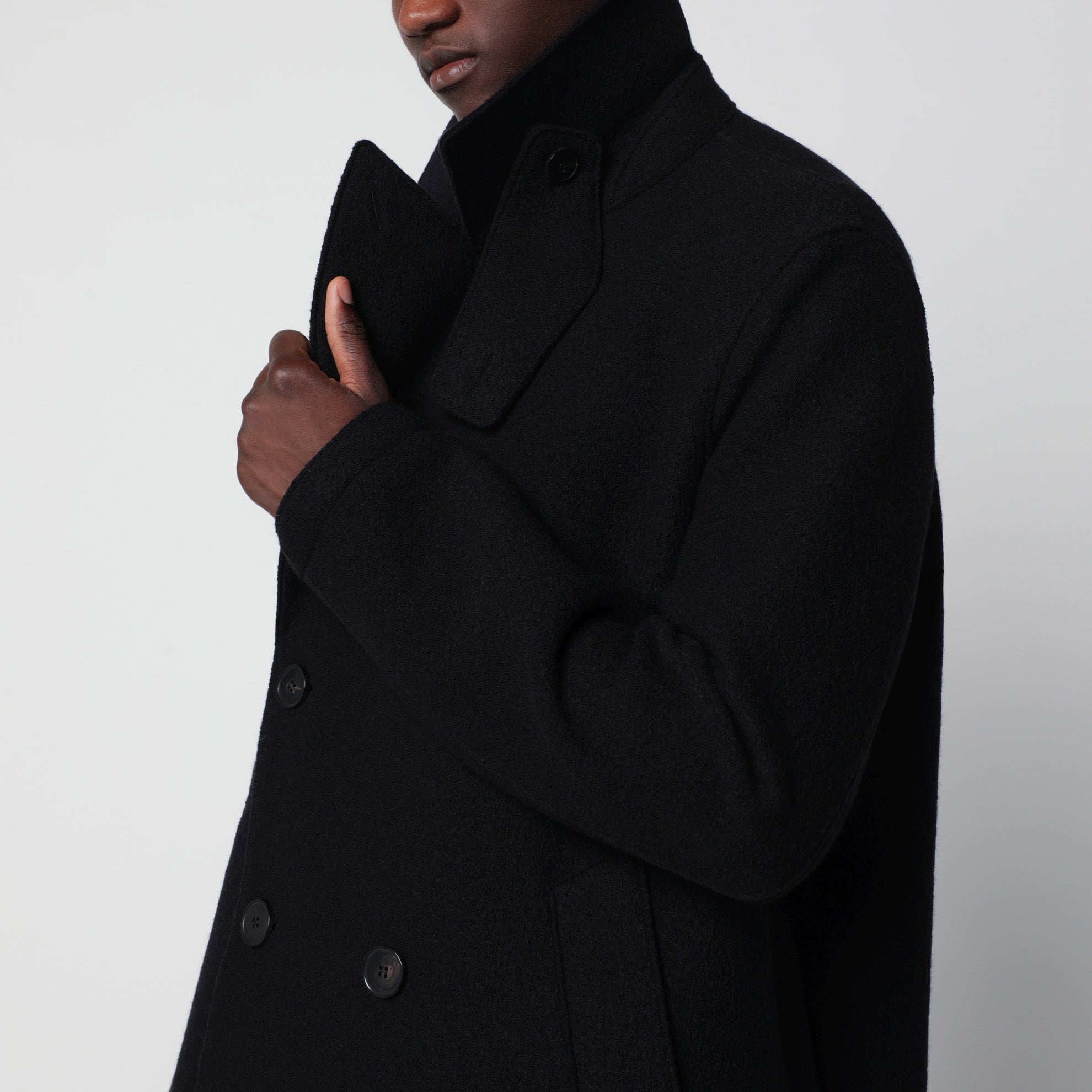 Cappotto doppiopetto nero in lana