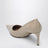 Décolleté devotion in pelle di vitello beige