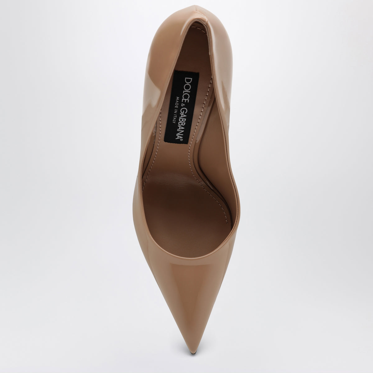 Dark beige patent leather pumps