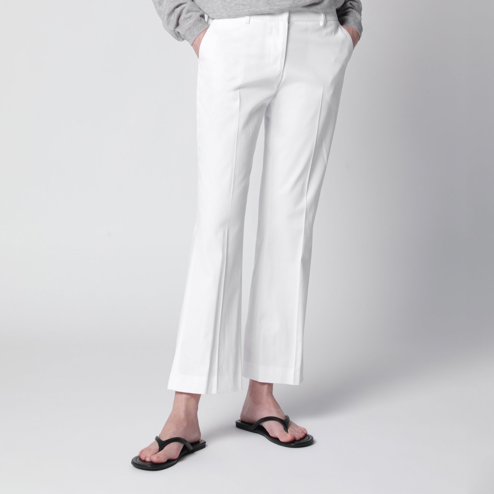Mid-rise flared cotton trousers in white