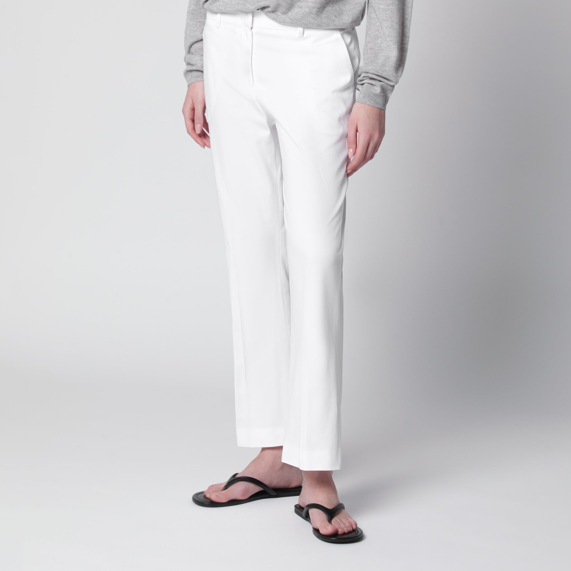 Mid-rise flared cotton trousers in white