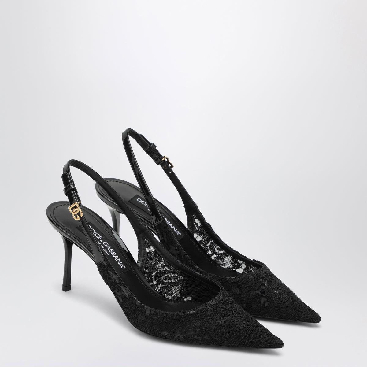 Slingback nere in pizzo e vernice