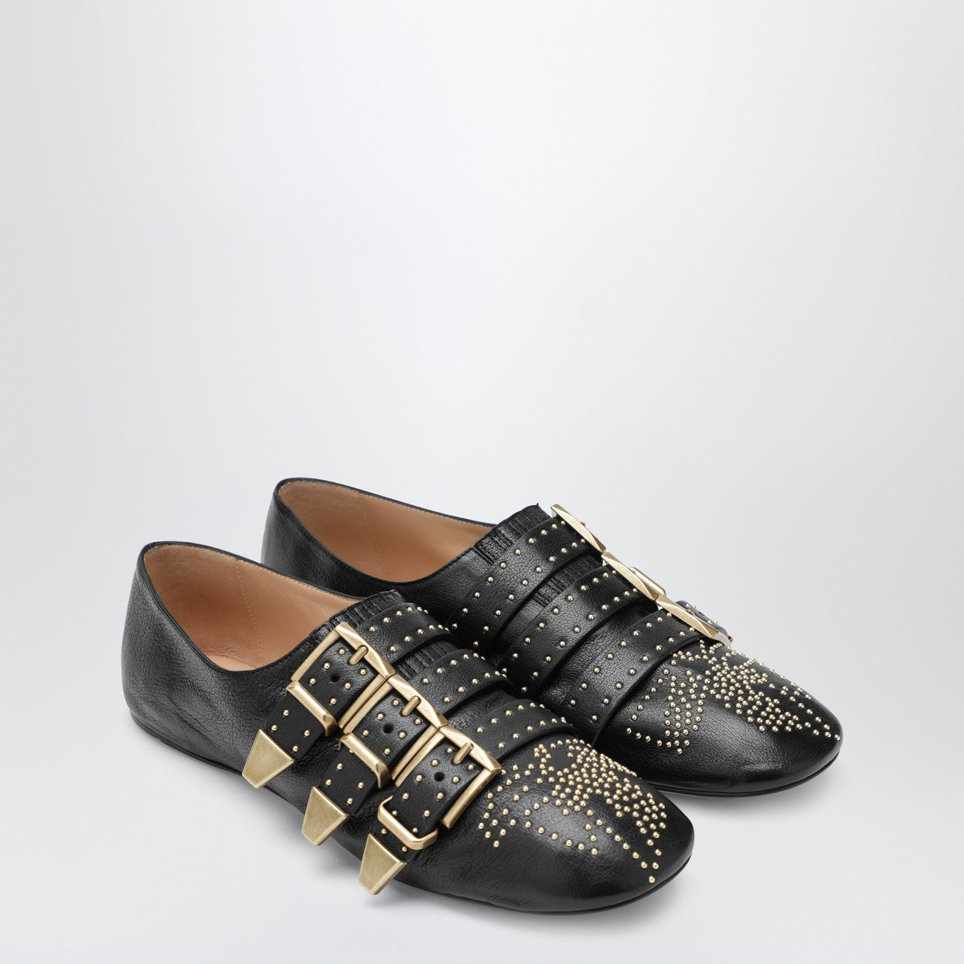 Susanna Flats in Schwarz