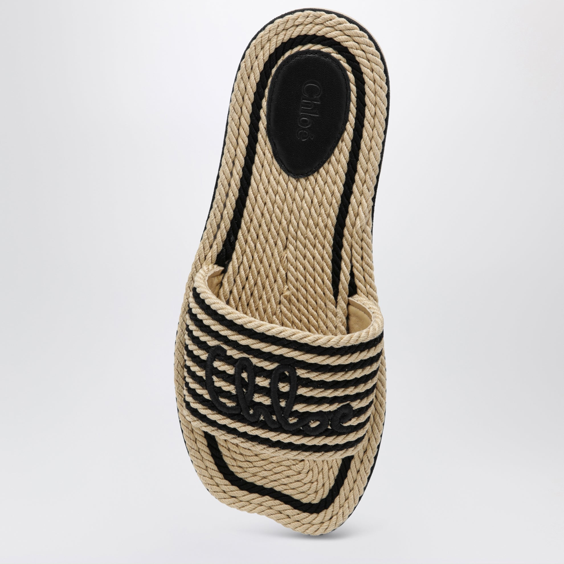 Sand mules in hand-braided recycled rope, black