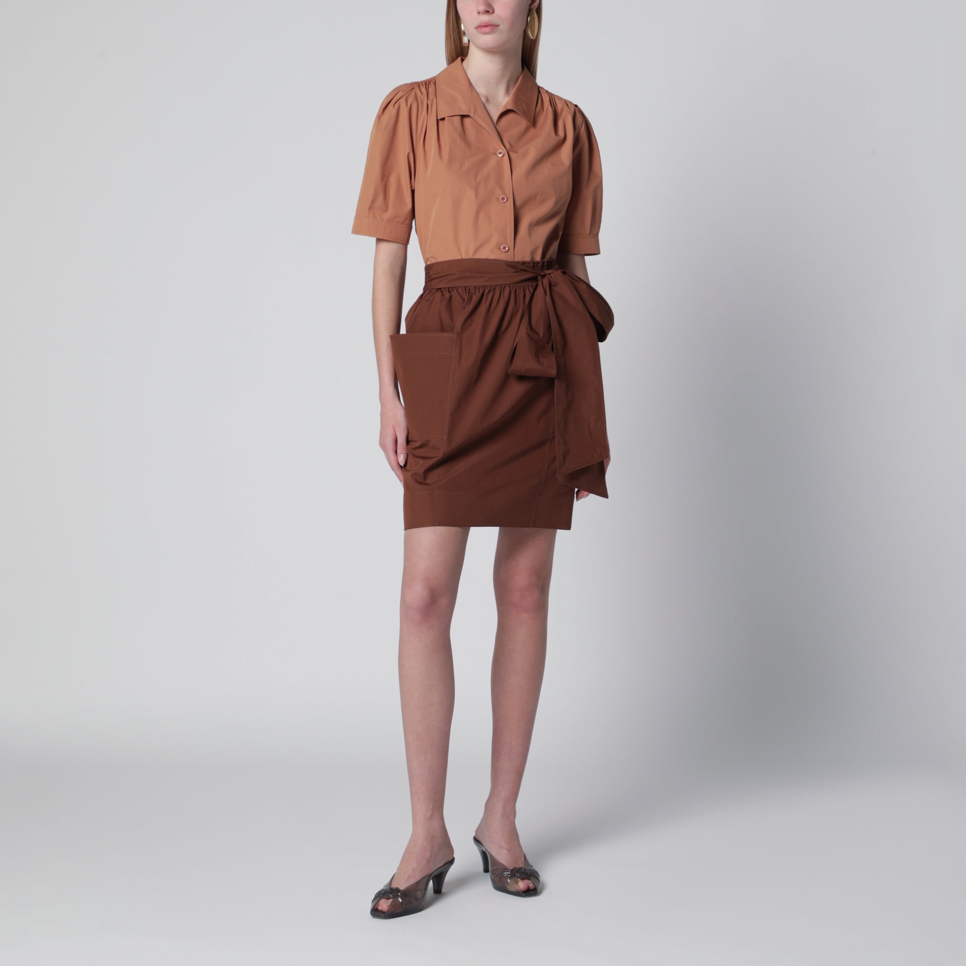 Brown skirt with oversized bow