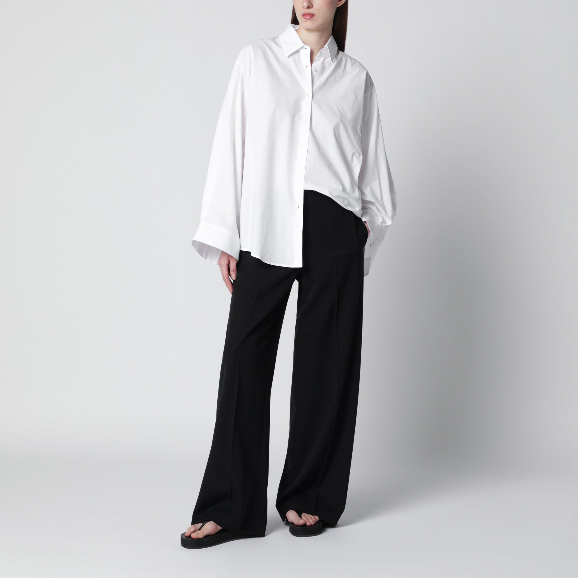 Tila wide-sleeve organic cotton shirt in white