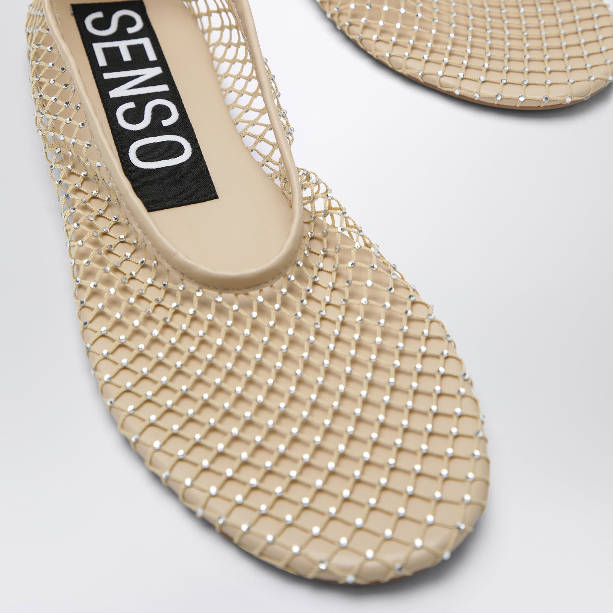 Clarissa nude ballet flats
