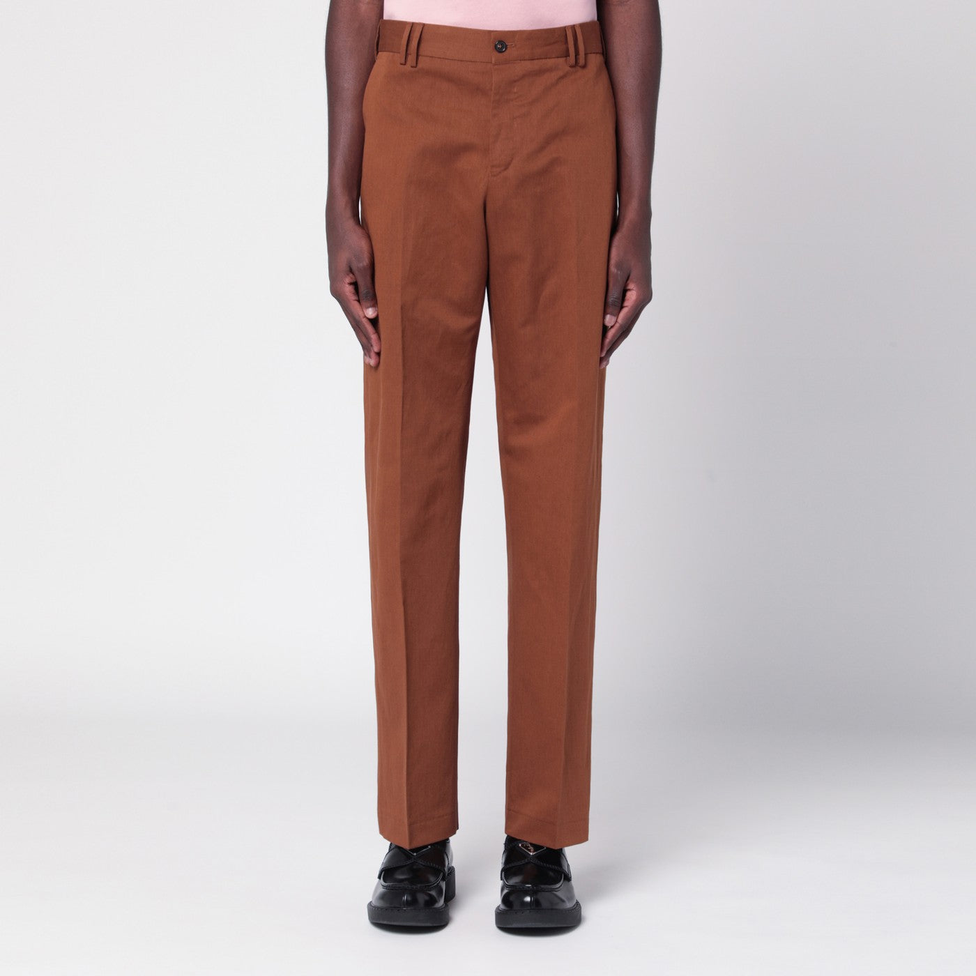 Pantalone marrone in cotone e lino