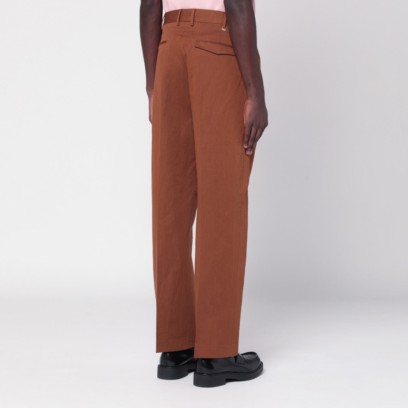 Pantalone marrone in cotone e lino
