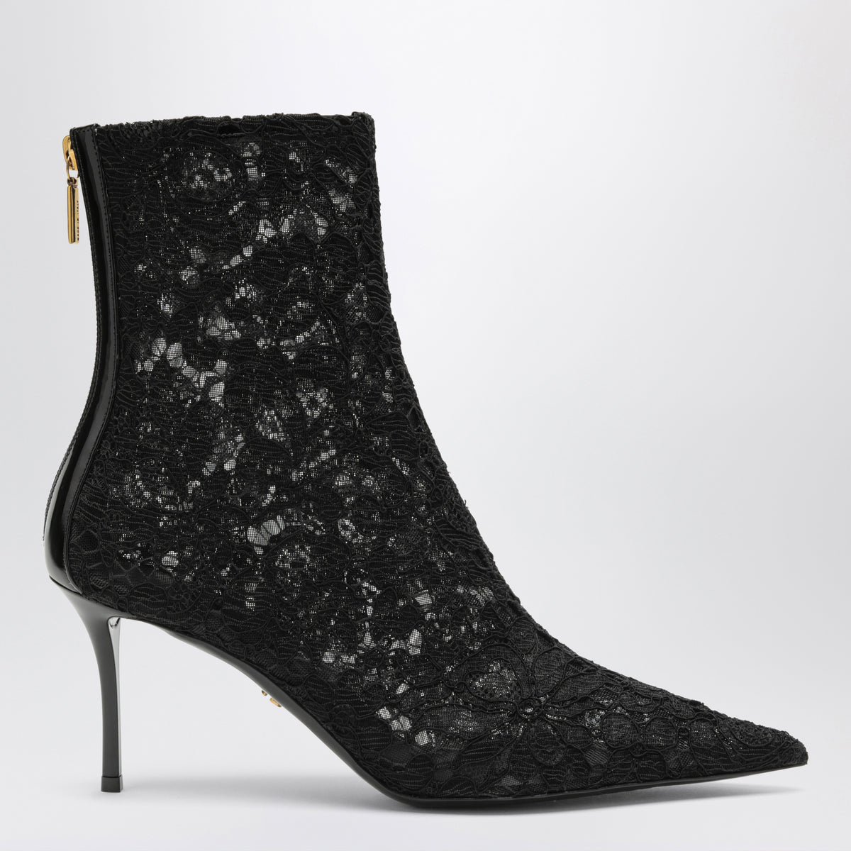 Bottines noires en dentelle et cuir verni