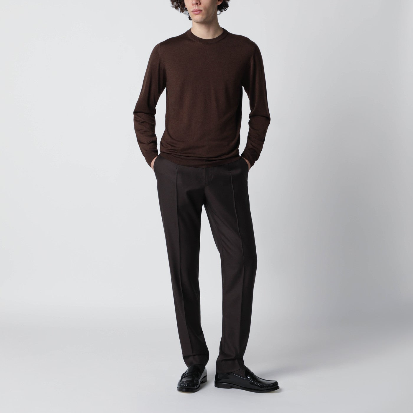 Schokoladenbrauner Wollpullover