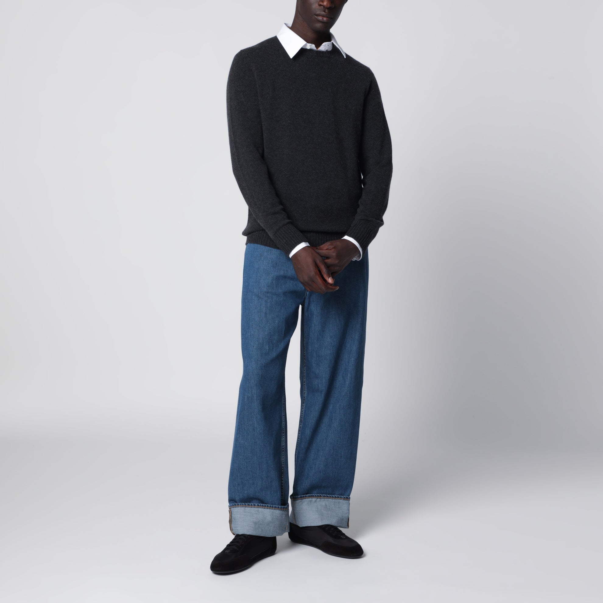 Pull col rond en cachemire gris foncé