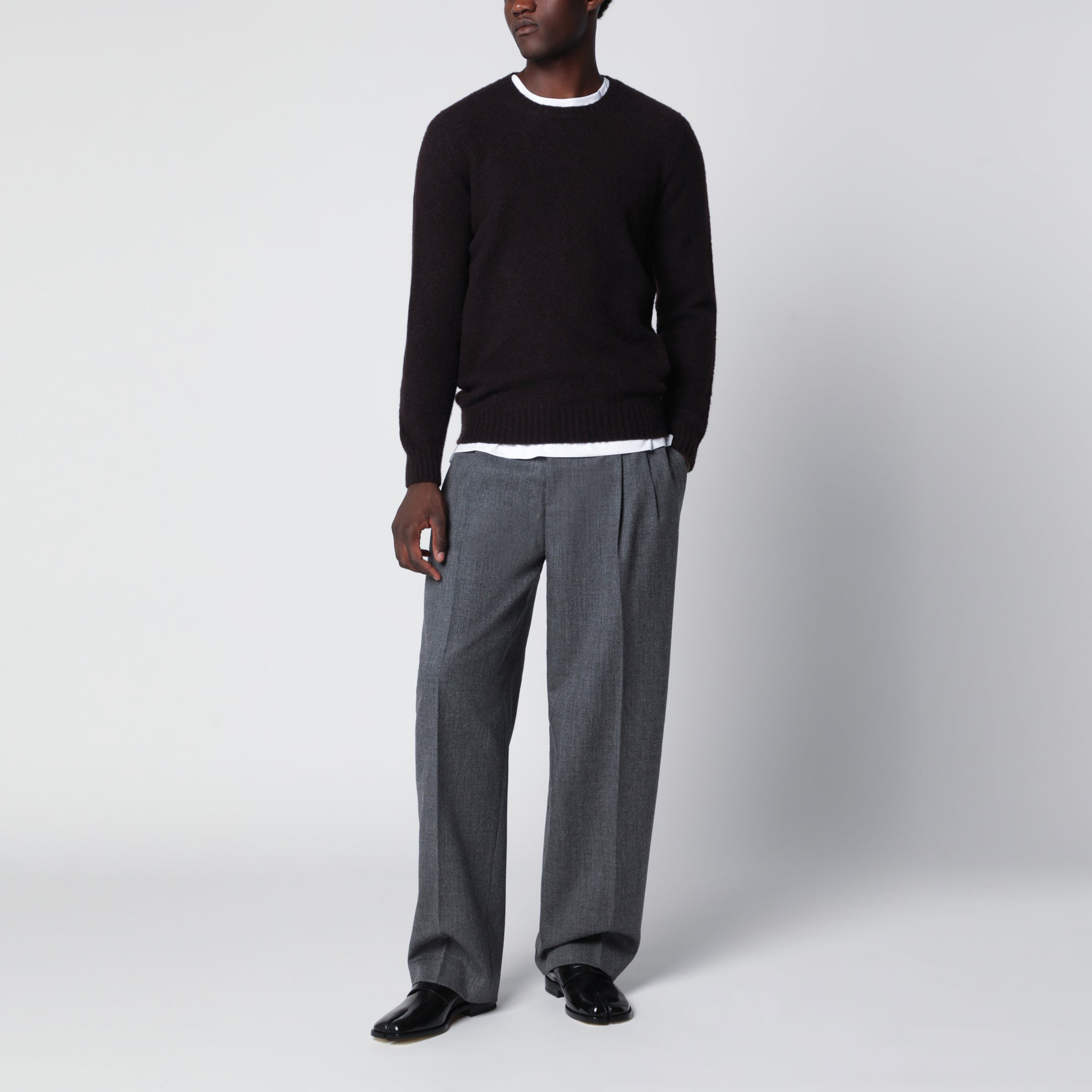Brauner Pullover aus Lammwolle
