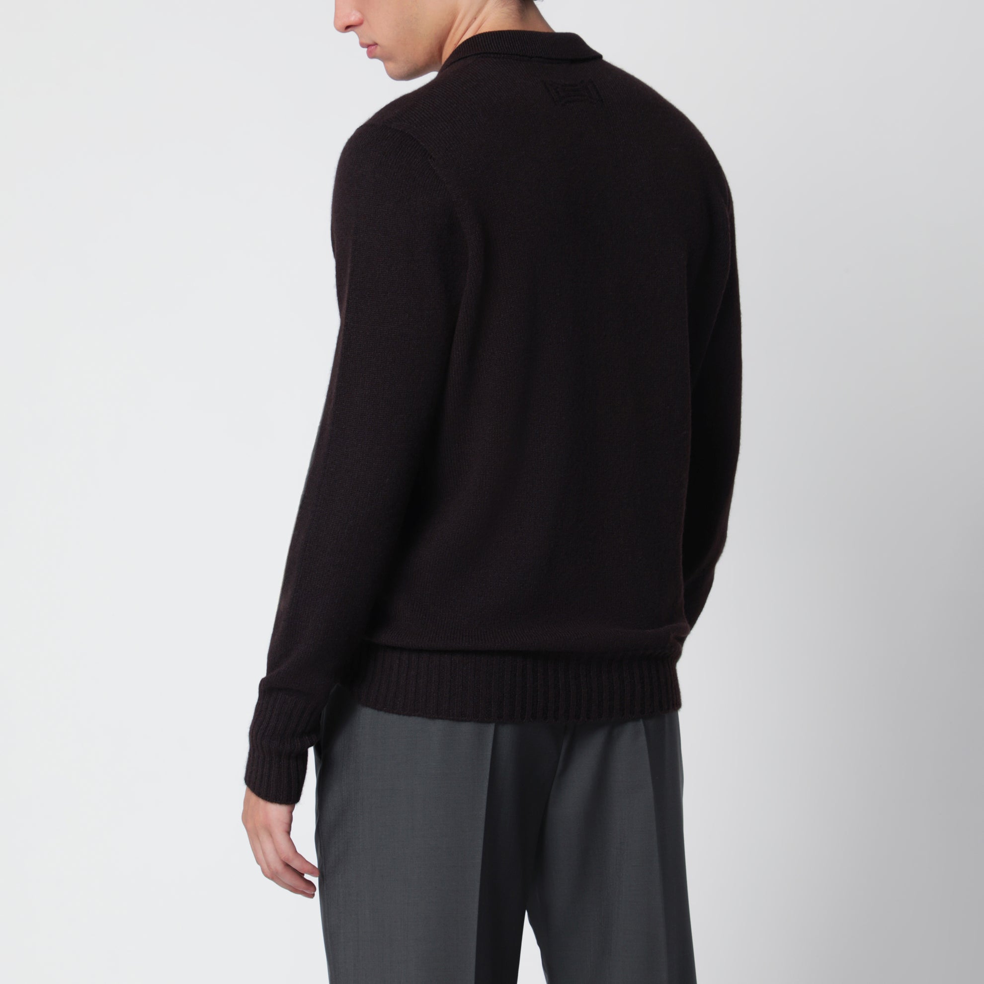 Polo marrone in lana