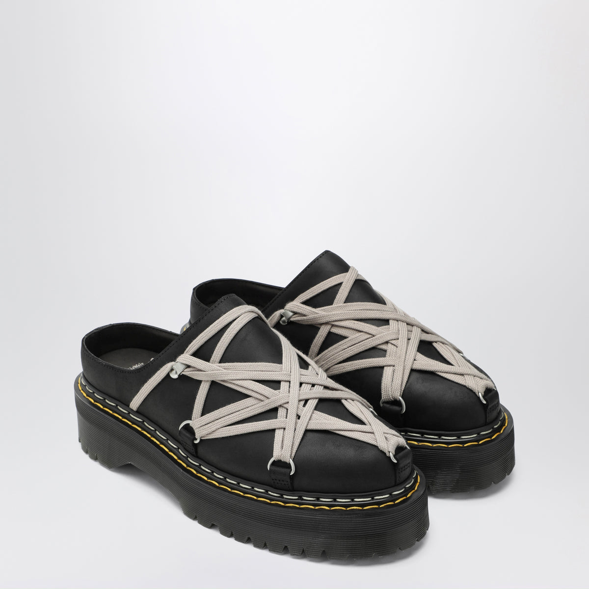 Mules Quad Sole Megalace® nere