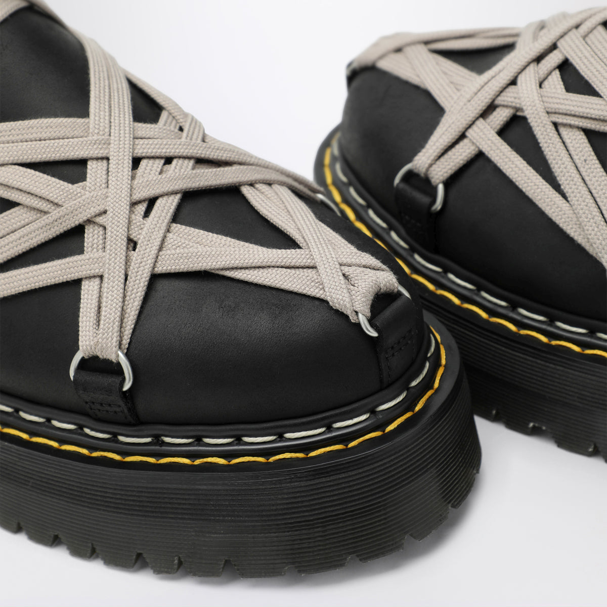 Mules Quad Sole Megalace® nere