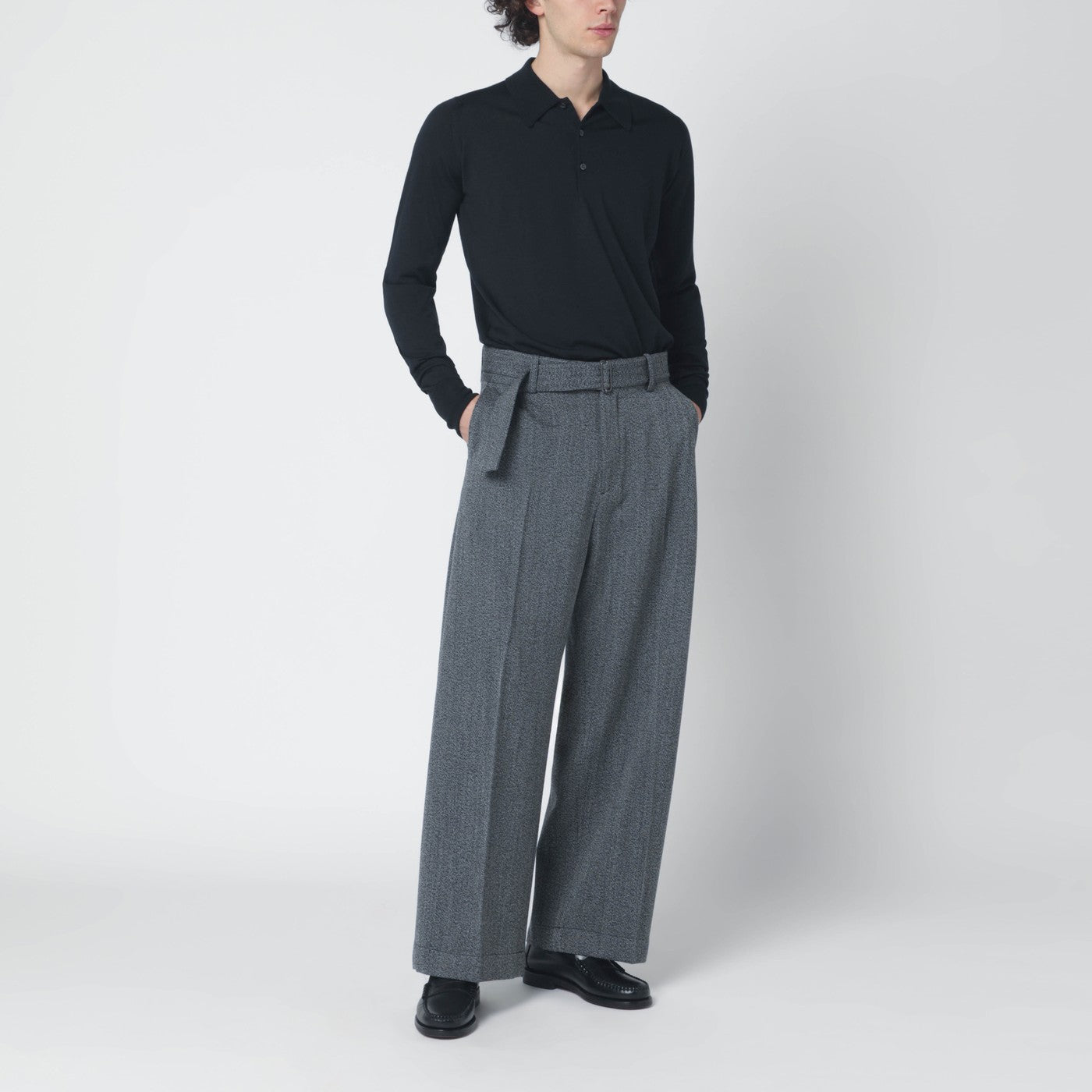 Polo noir en laine