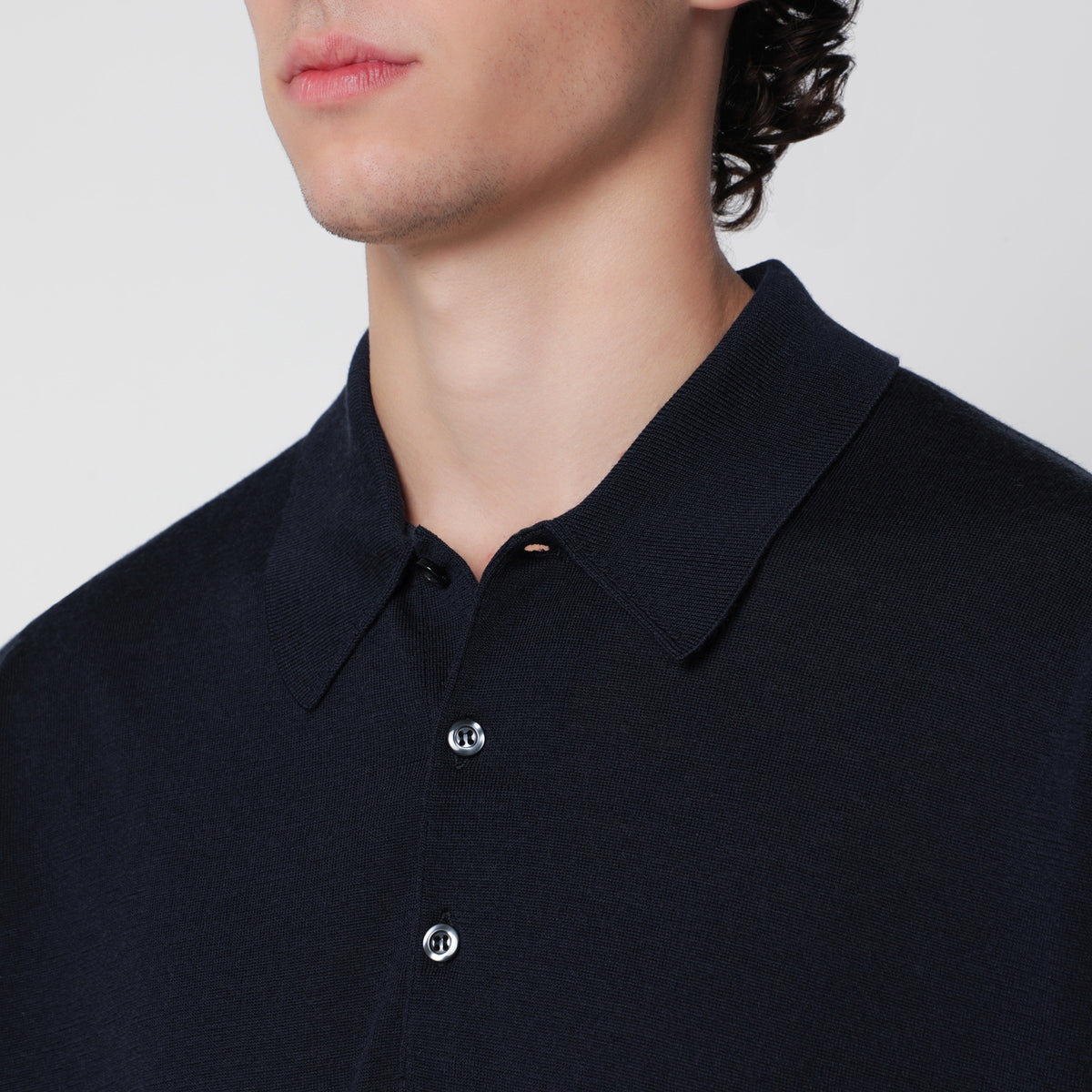 Polo bleu nuit en laine