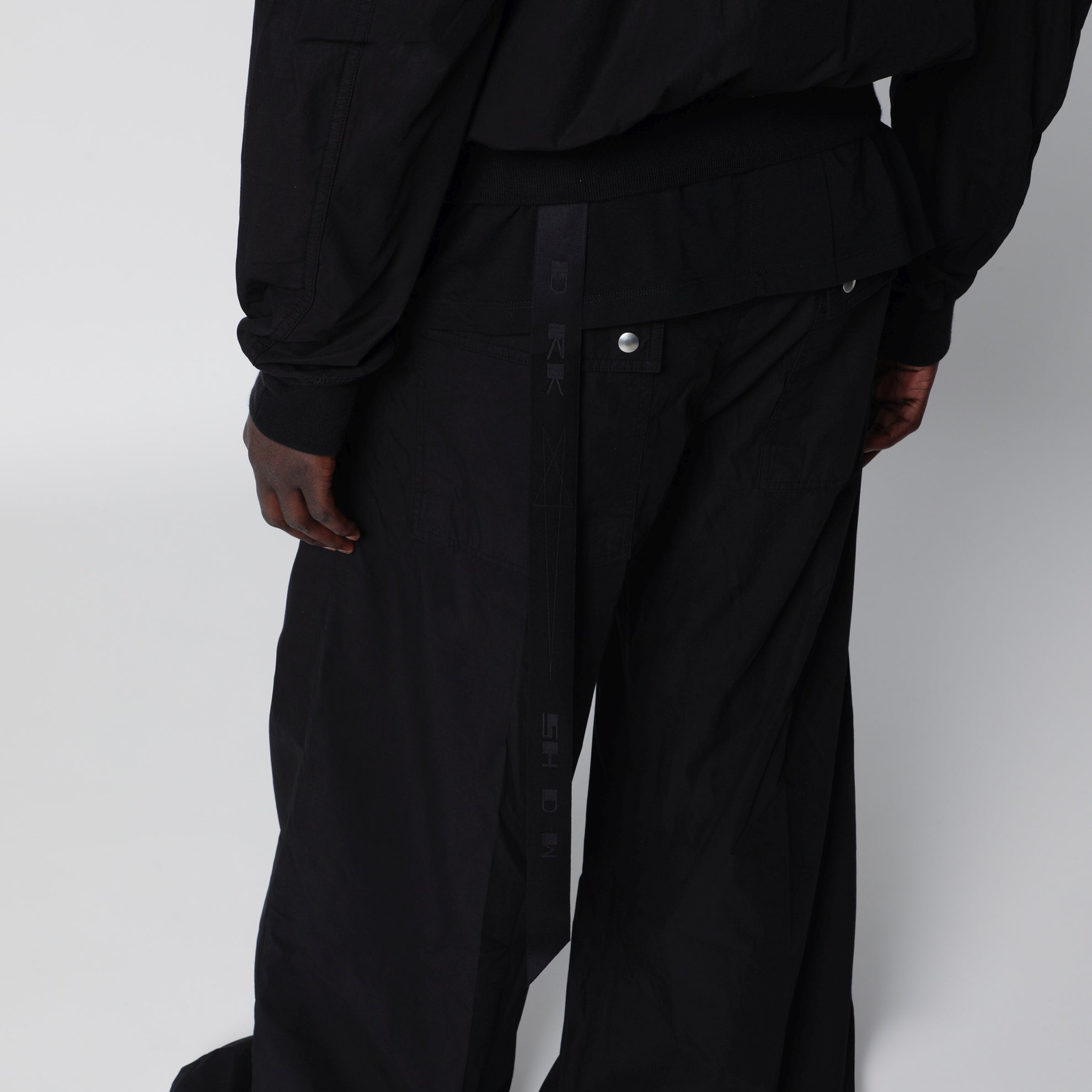 Bauhaus Flight ribbed cotton bomber jacket in black