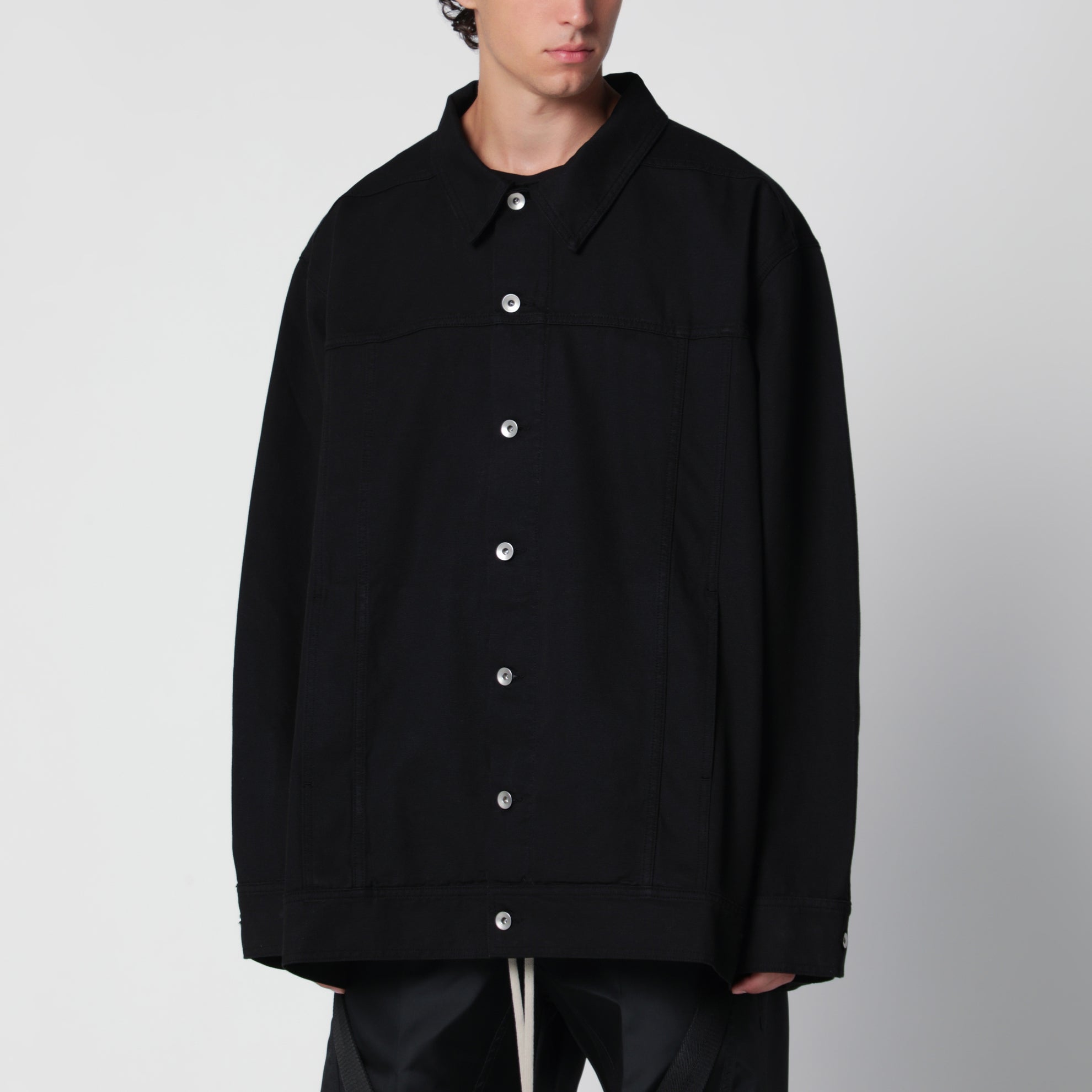 Black oversized jacket in cotton