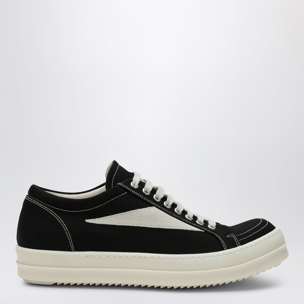 Sneakers Vintage noires en toile