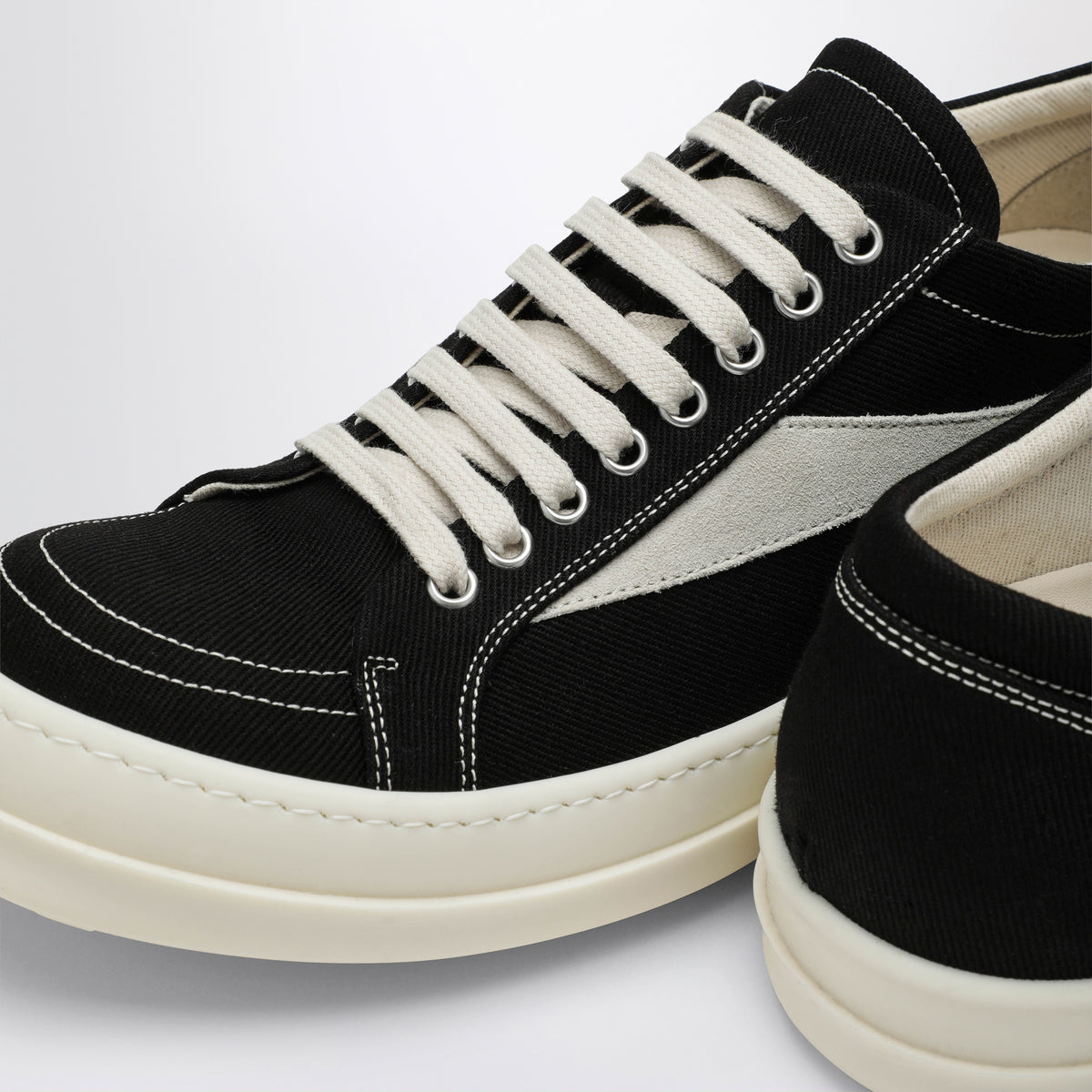 Sneakers Vintage noires en toile