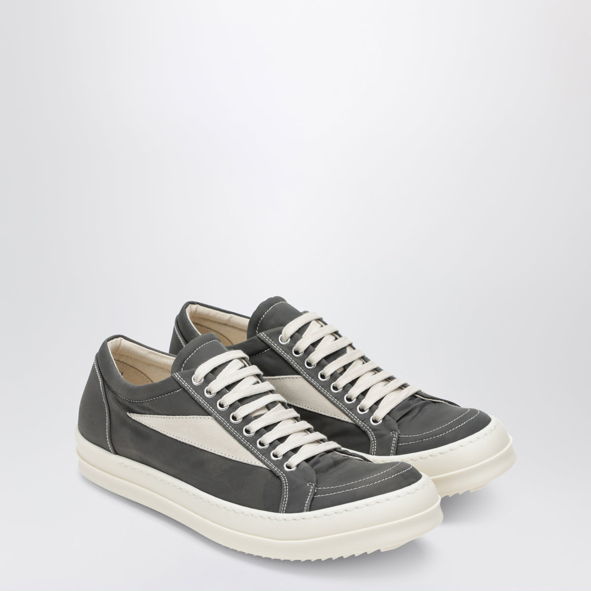 Tower Vintage Sneaker in Staubgrau / Milchweiß