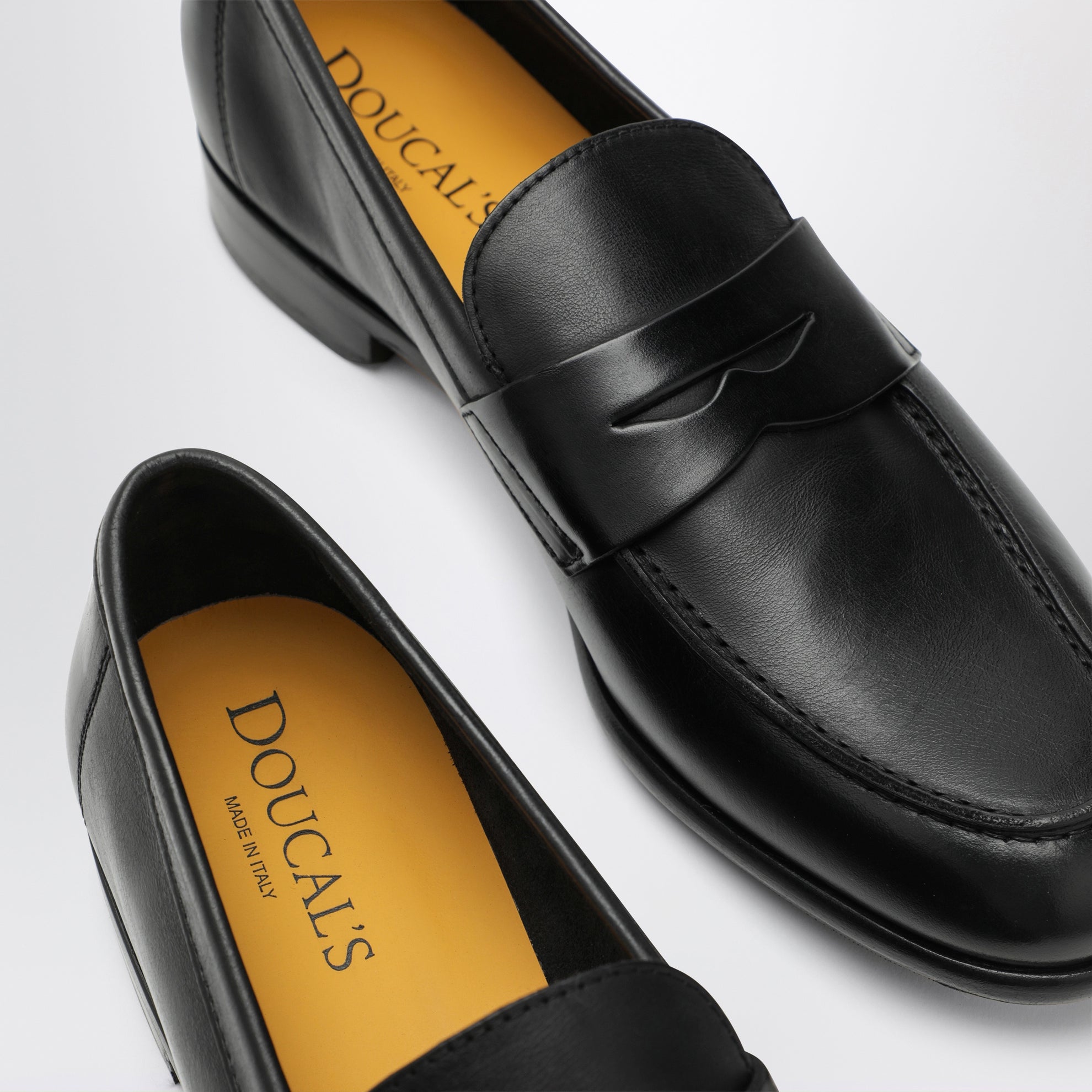 Schwarzer Penny-Loafer aus Leder