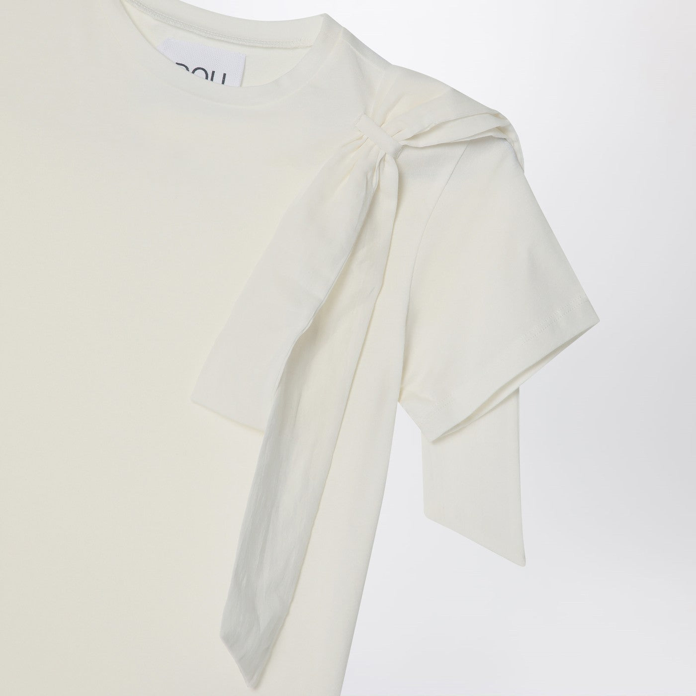 Ivory t-shirt with bow