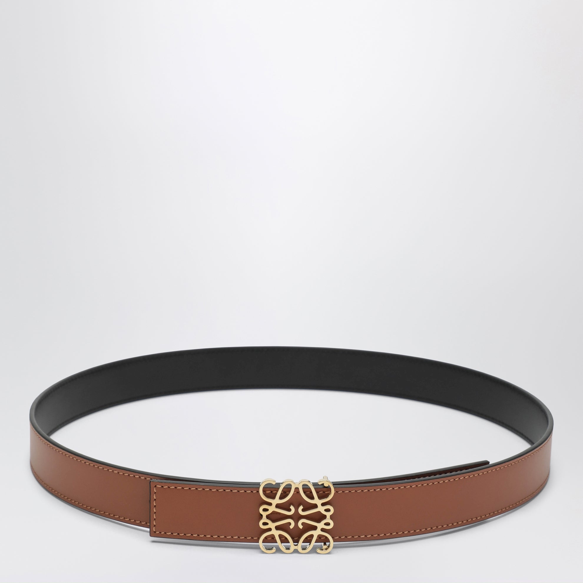 Reversible Anagram belt in smooth calfskin tan/black