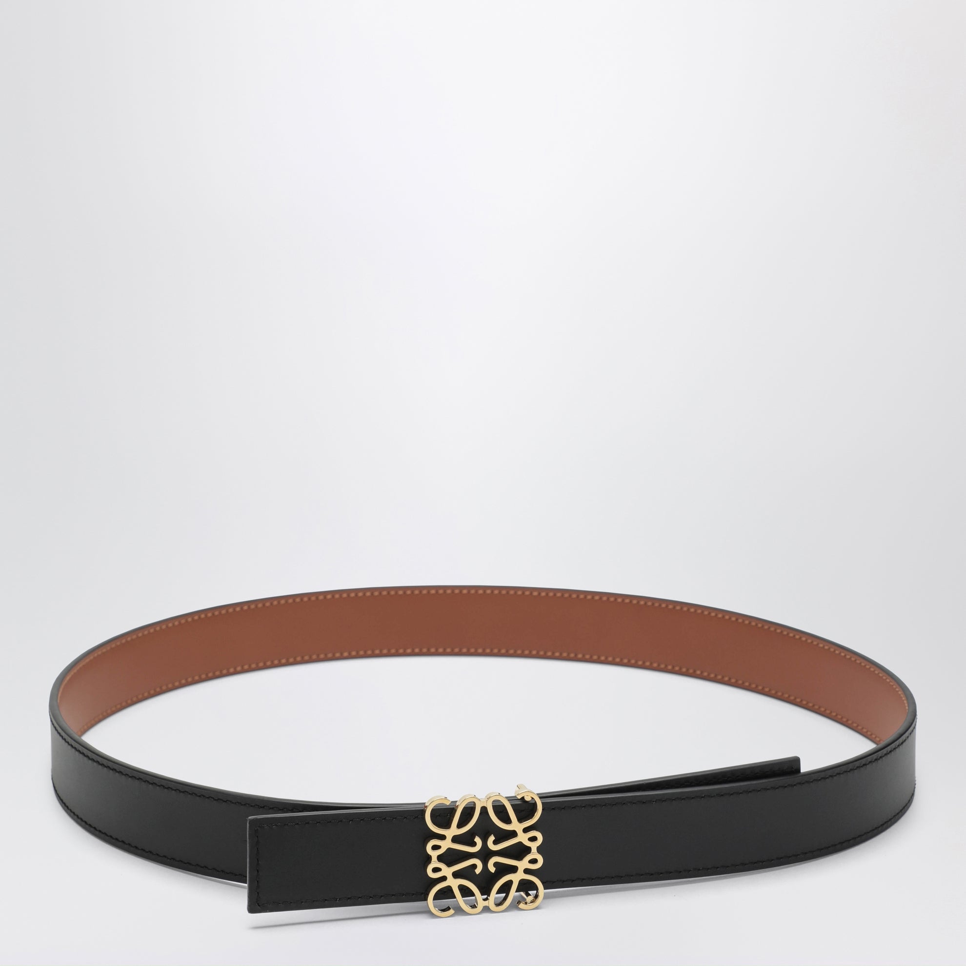 Reversible Anagram belt in smooth calfskin tan/black