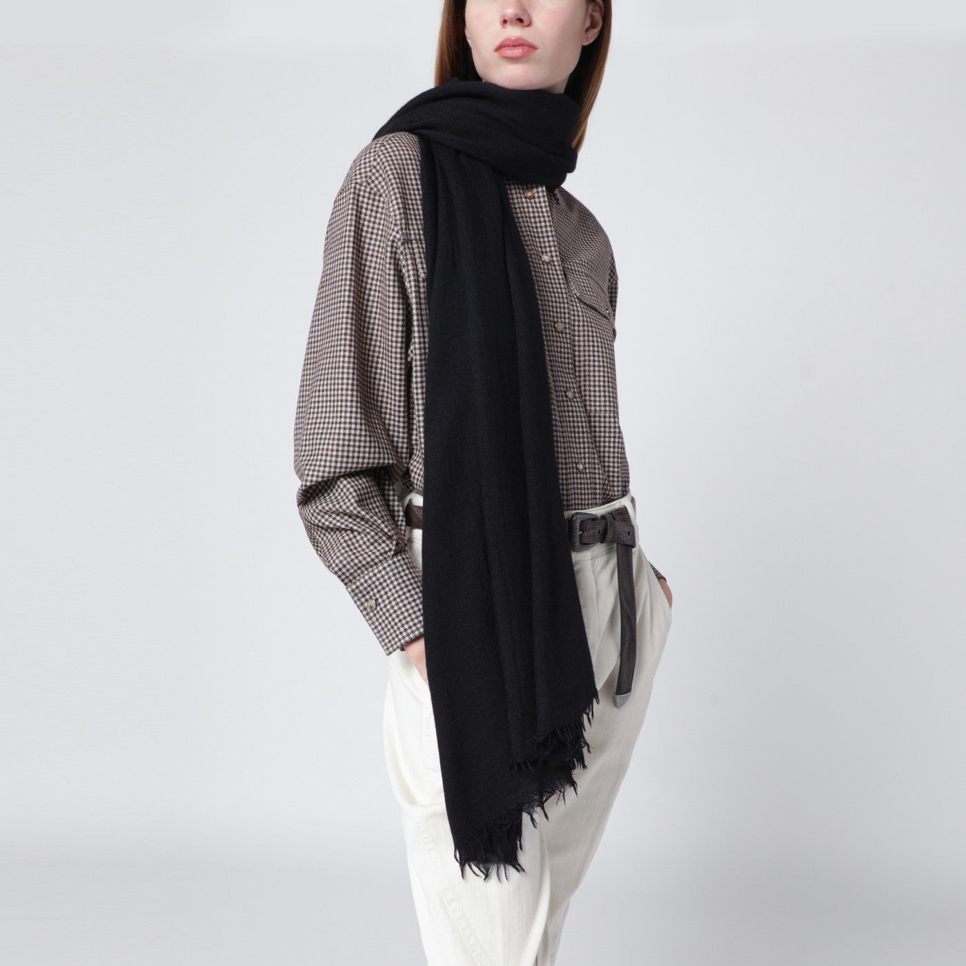 Schwarzer Schal aus Seiden-Kaschmir-Mix