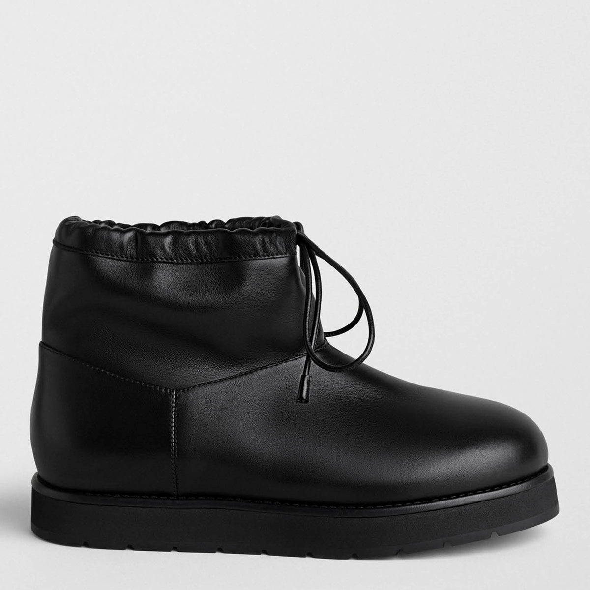 Bumper Lace Up