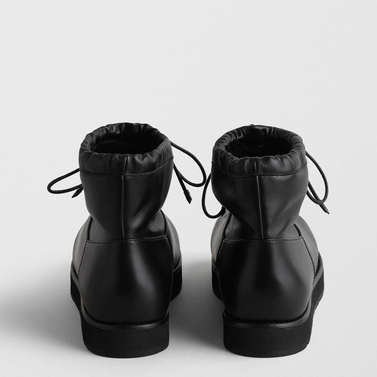 Bumper Lace Up