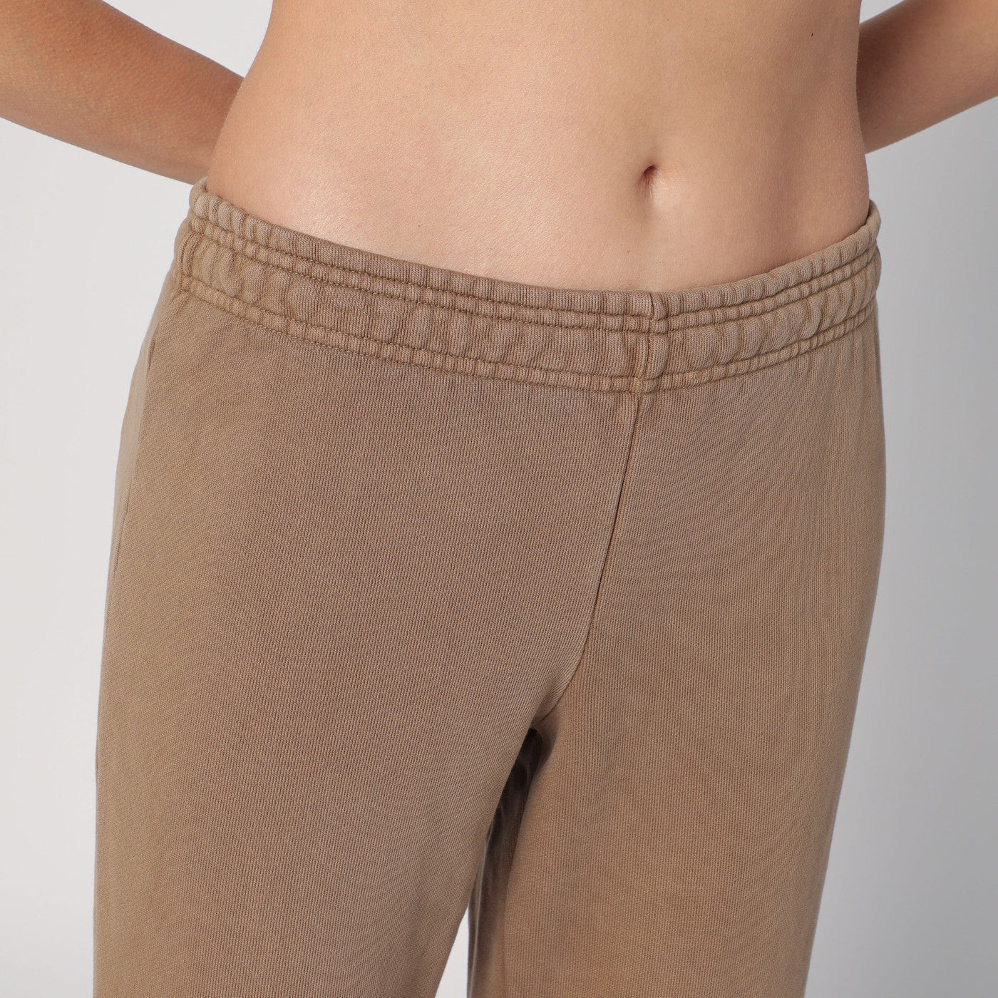 Pantalone a zampa beige in cotone