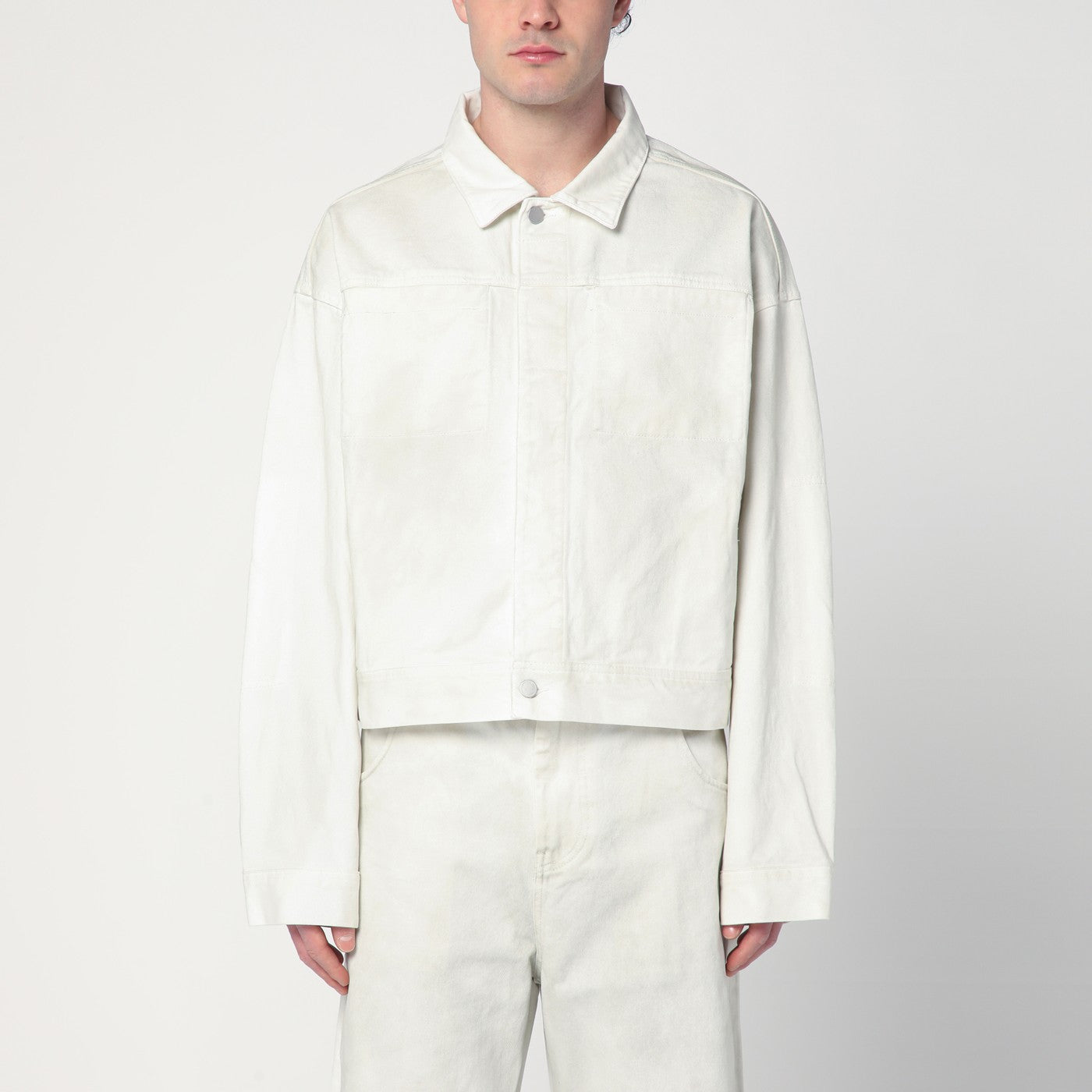 Elfenbeinfarbene Jeansjacke