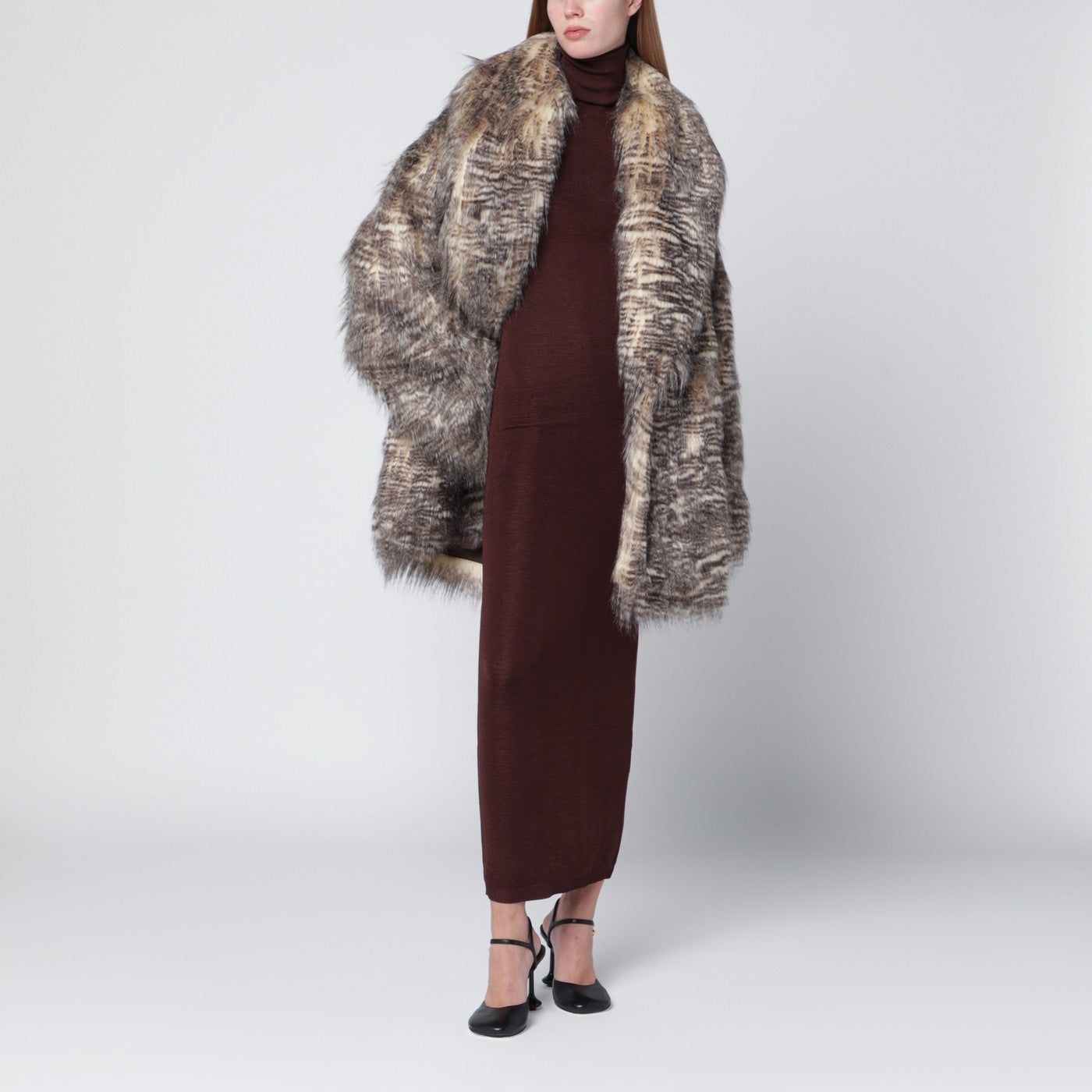 Juno Kunstfellmantel mit Gürtel