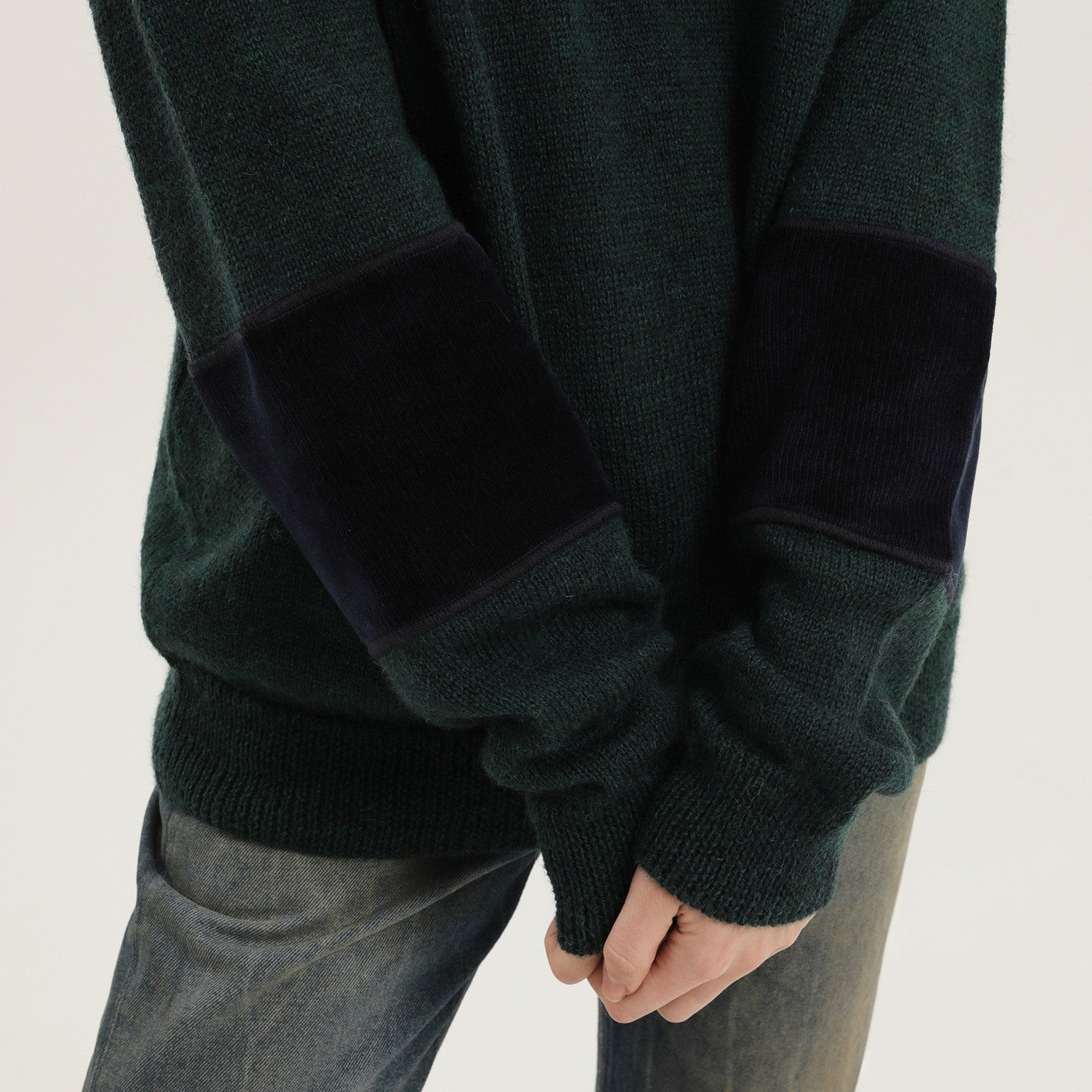 Pull à col roulé vert et jaune