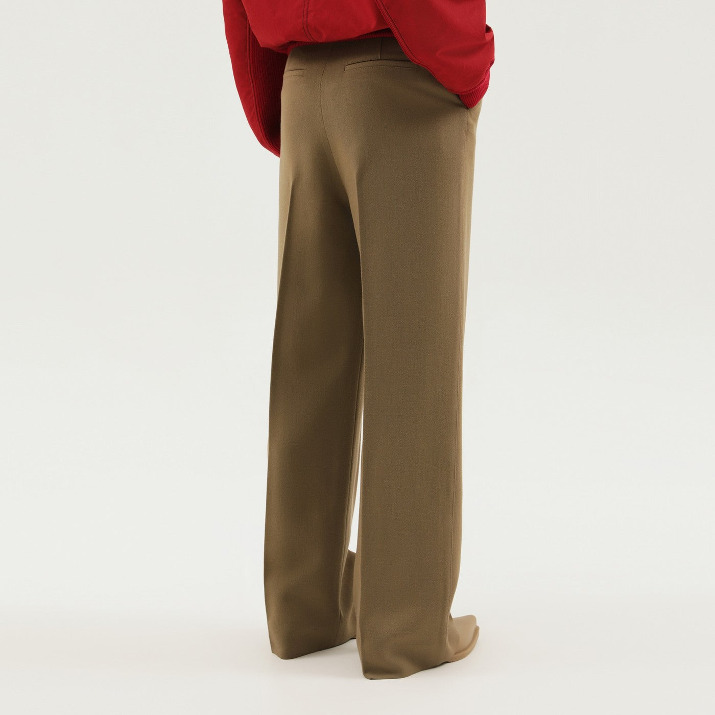 Pantalons droits en laine vert olive