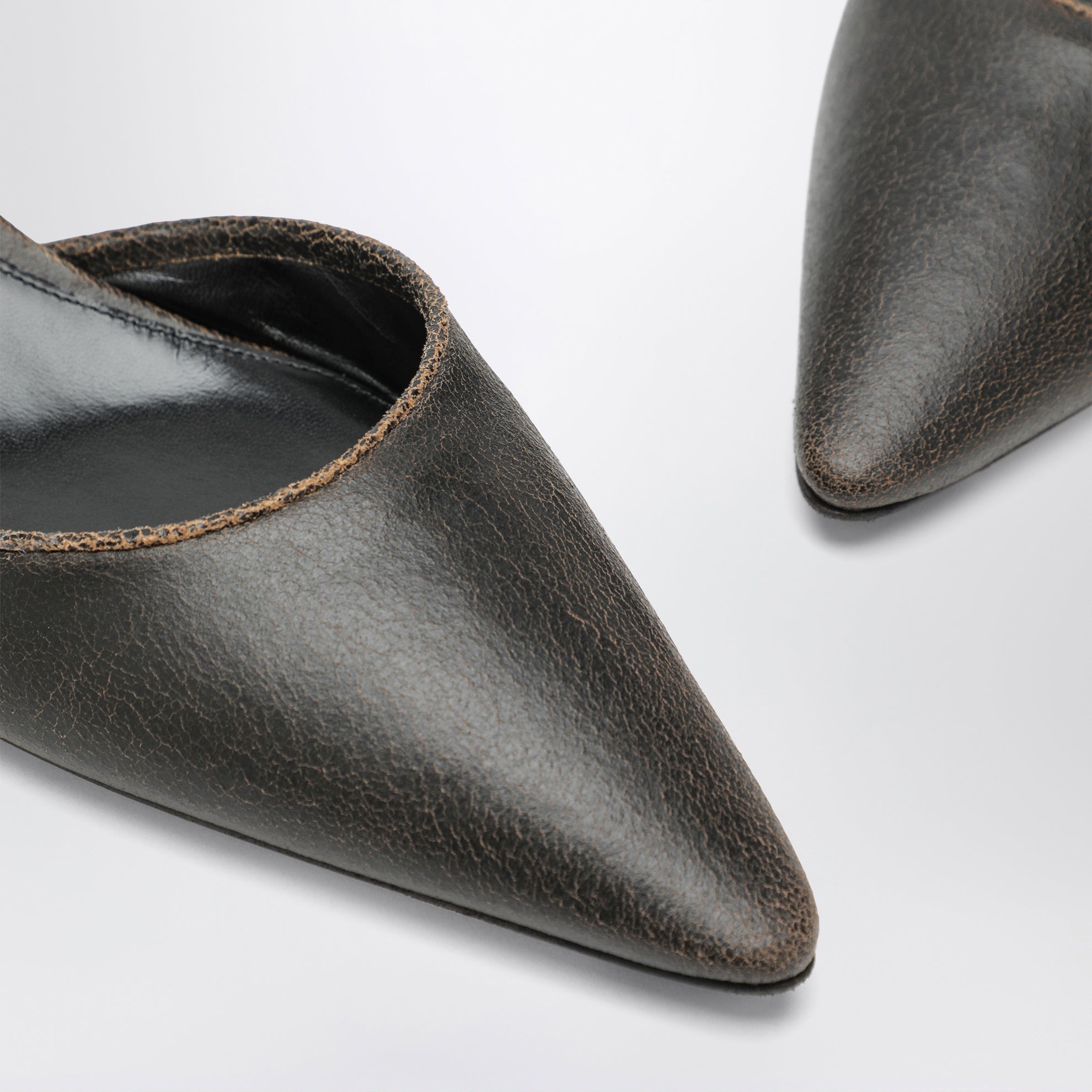 Décolleté d'Orsay Liisa in suede marrone scuro