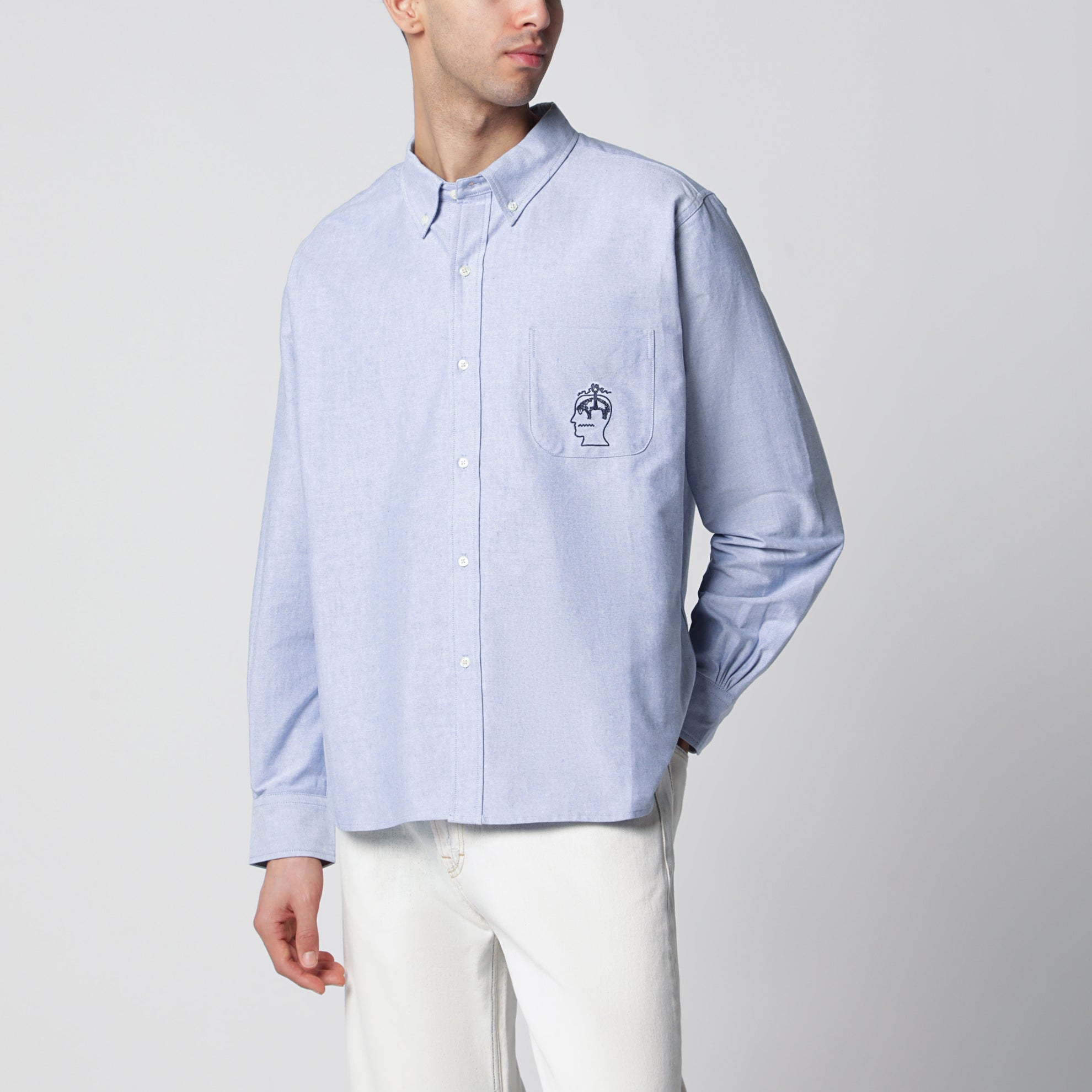 Chemise boutonnée bleu clair en coton
